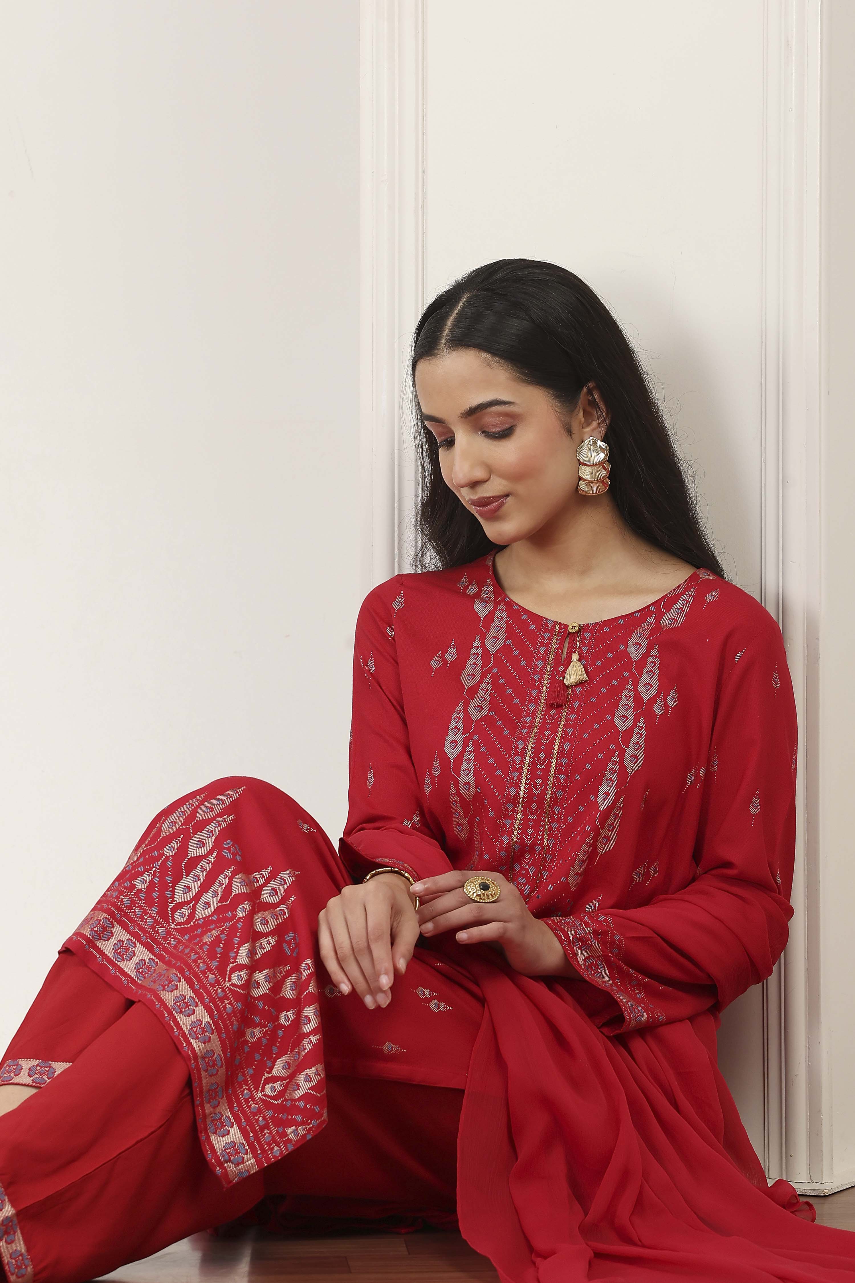 Red Rayon Straight Suit Sets image number 0