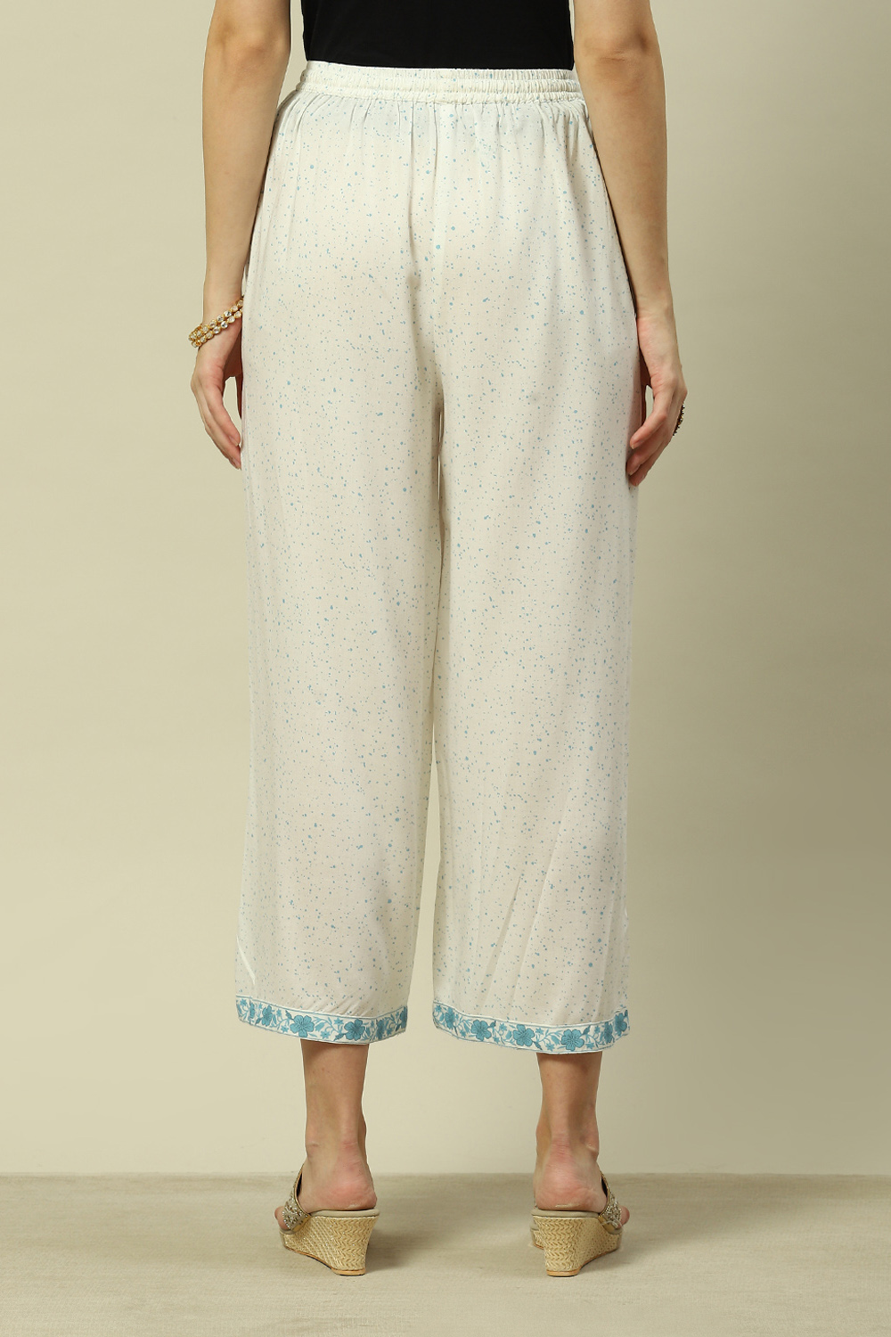 Green LIVA Straight Printed Palazzo image number 4