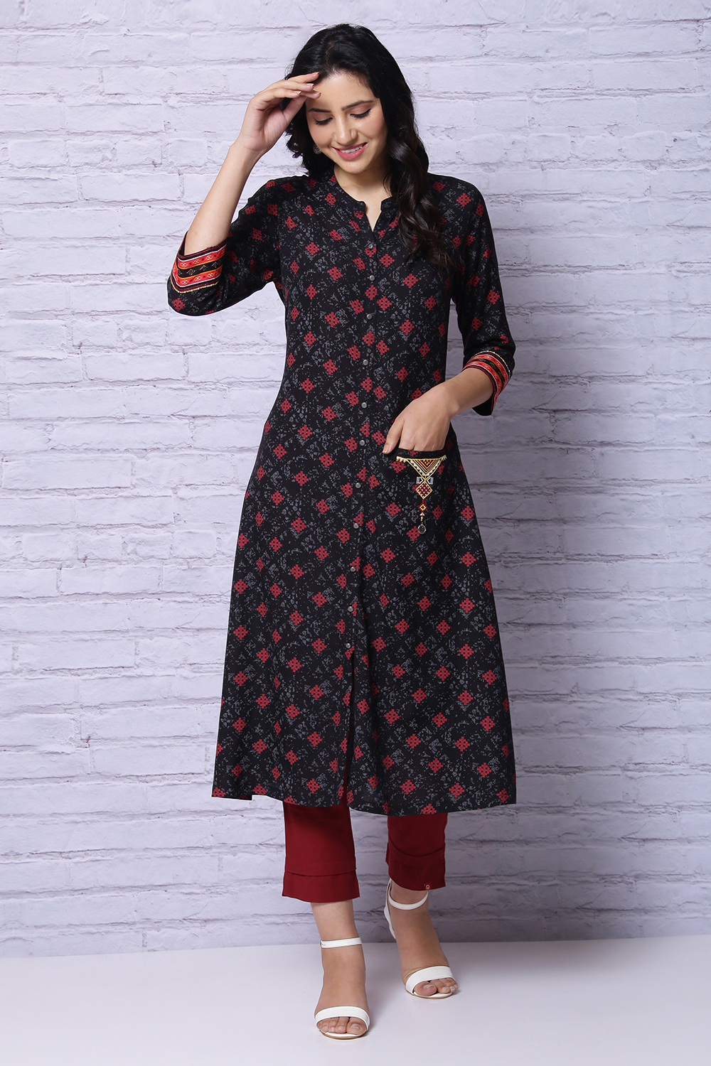 Black Viscose Kurta image number 3