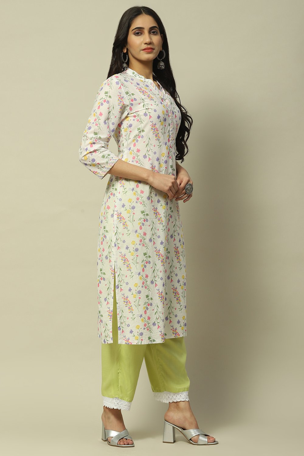 White Cambric Staight Kurta image number 4