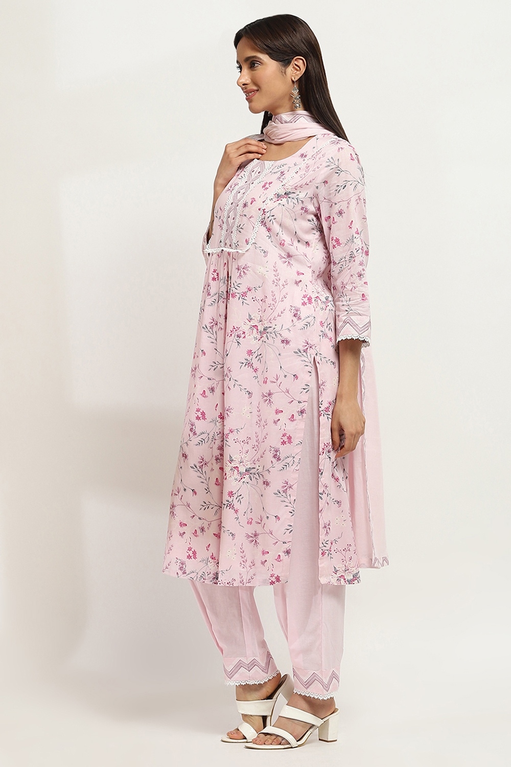 Pink Cotton Straight Set image number 3