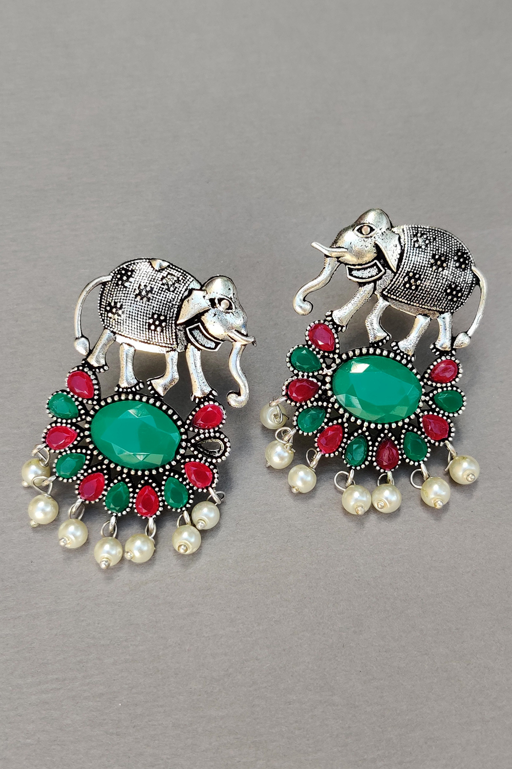 Red Green Metal Brass Earrings image number 0