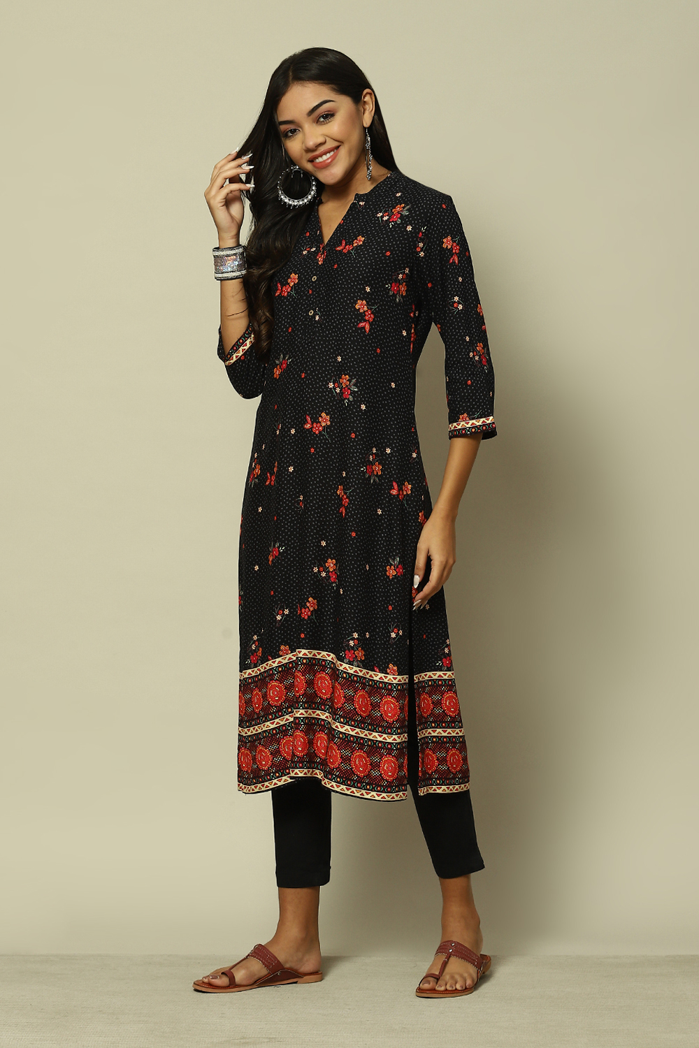 Black LIVA Straight Printed Kurta image number 2