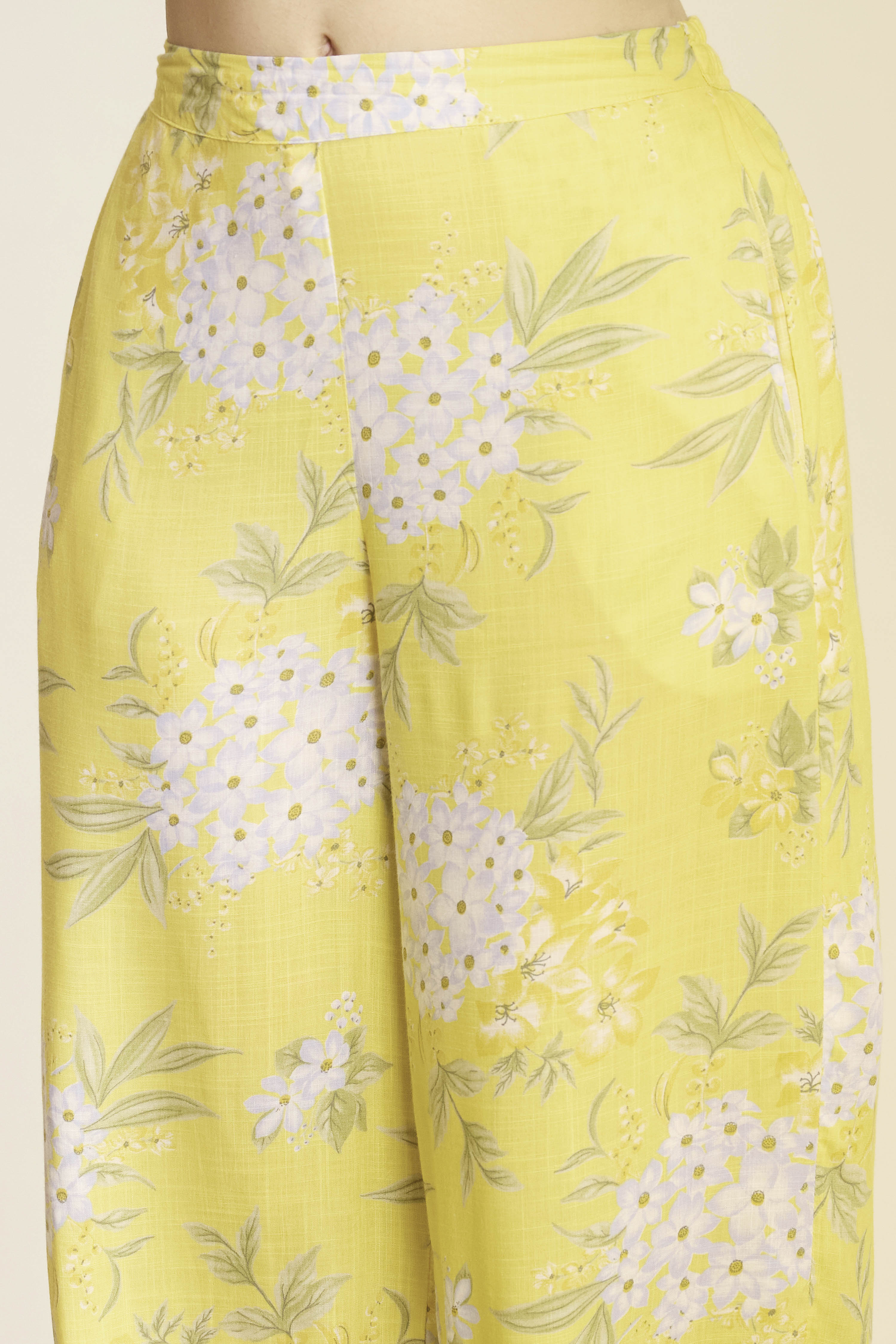 Yellow Viscose Rayon Straight Printed  image number 2