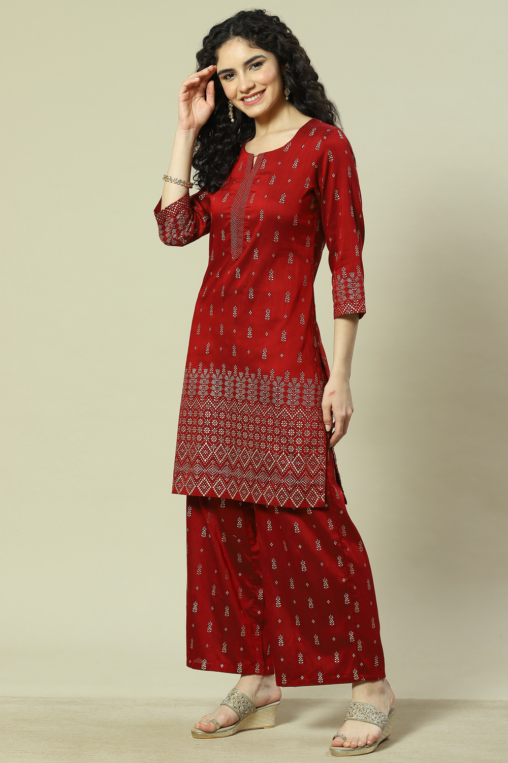 Maroon Cotton Blend Woven Straight Kurta Suit Set image number 3