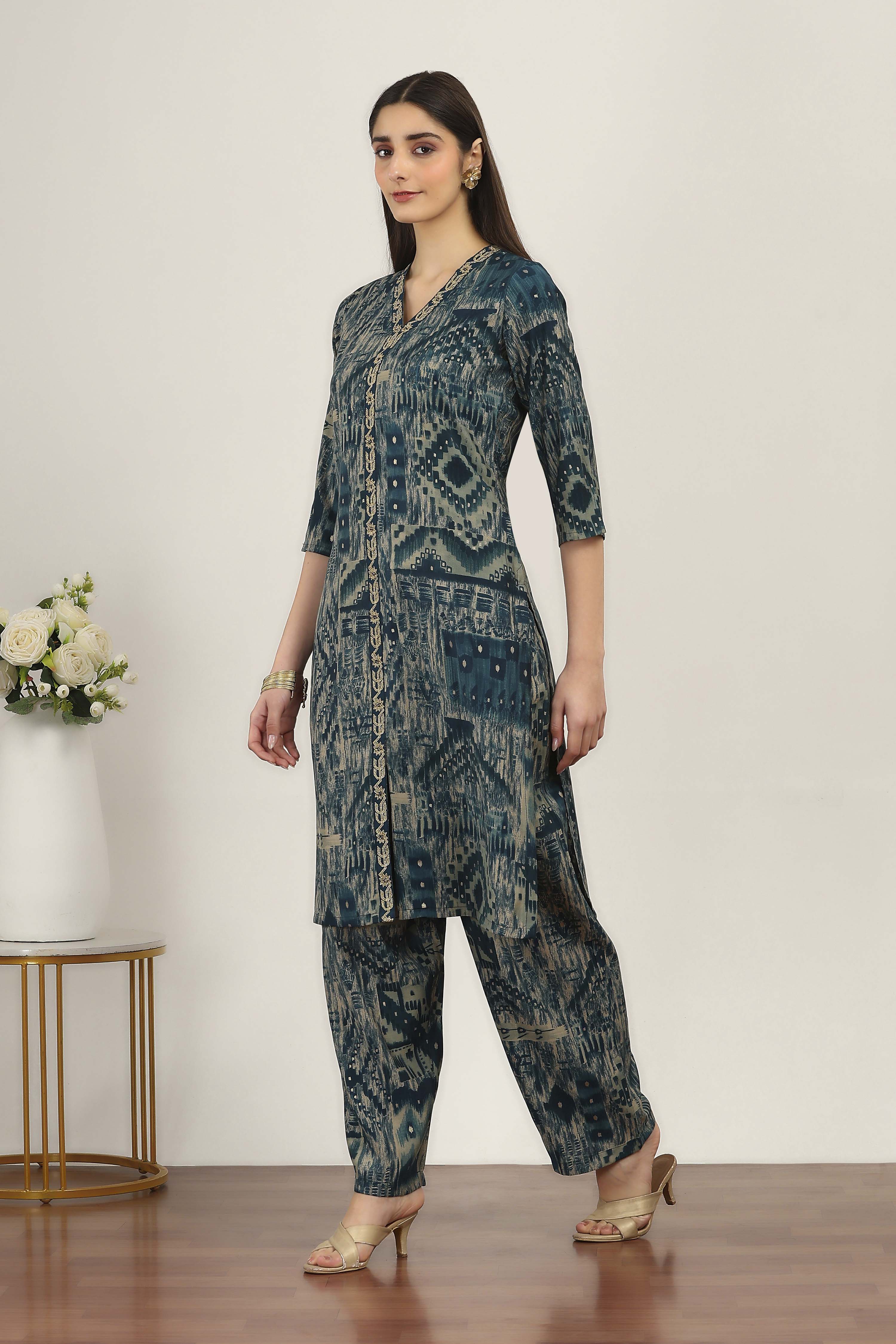 Green Viscose Polyester Viscose Rayon Kurta Pants Set image number 3