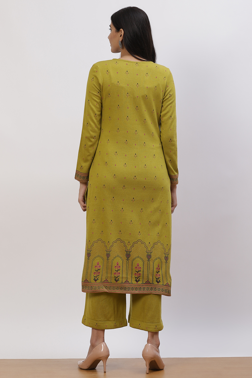 Olive Green Acrylic Straight Suit Set image number 4