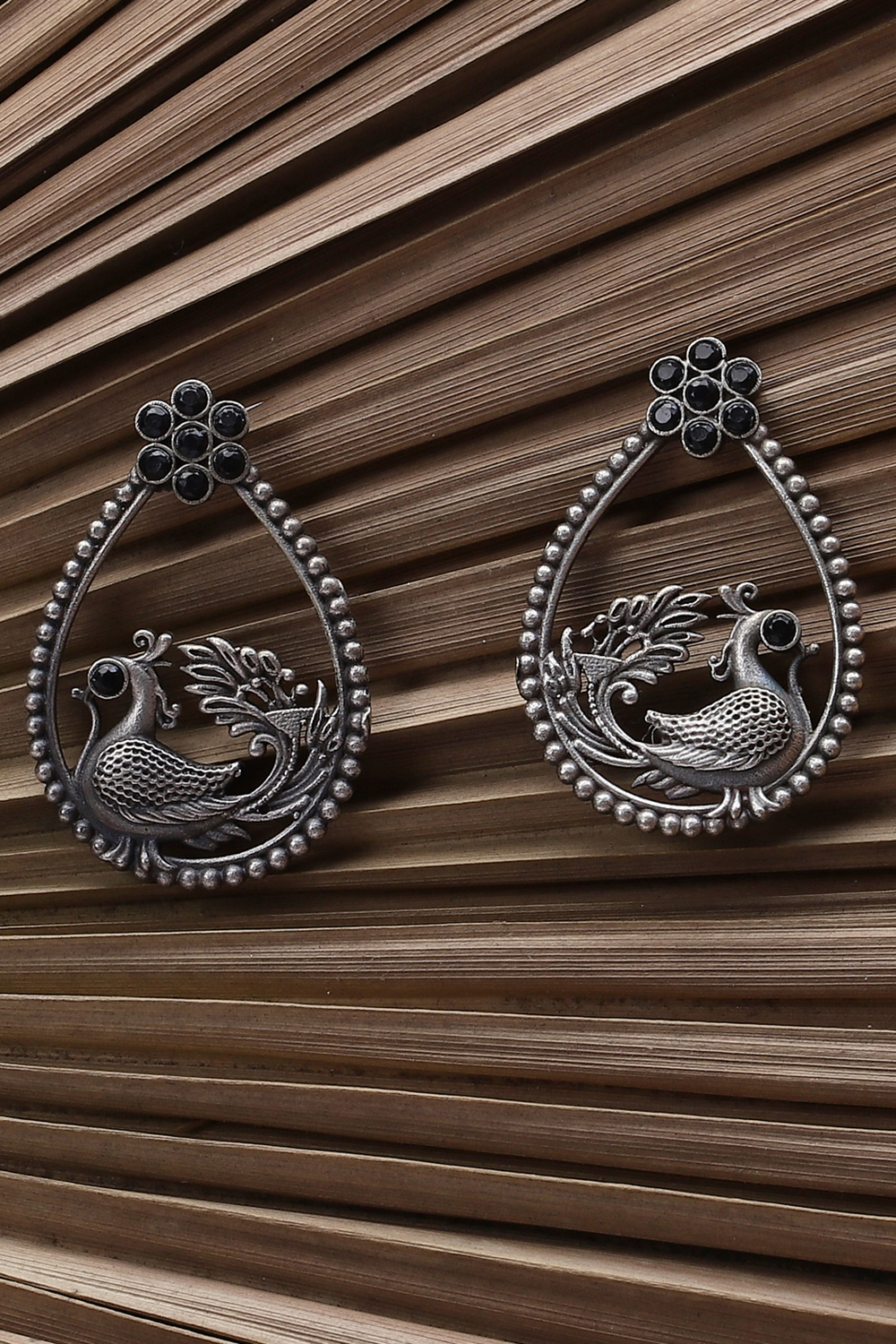 Black Metal Brass Earrings image number 4
