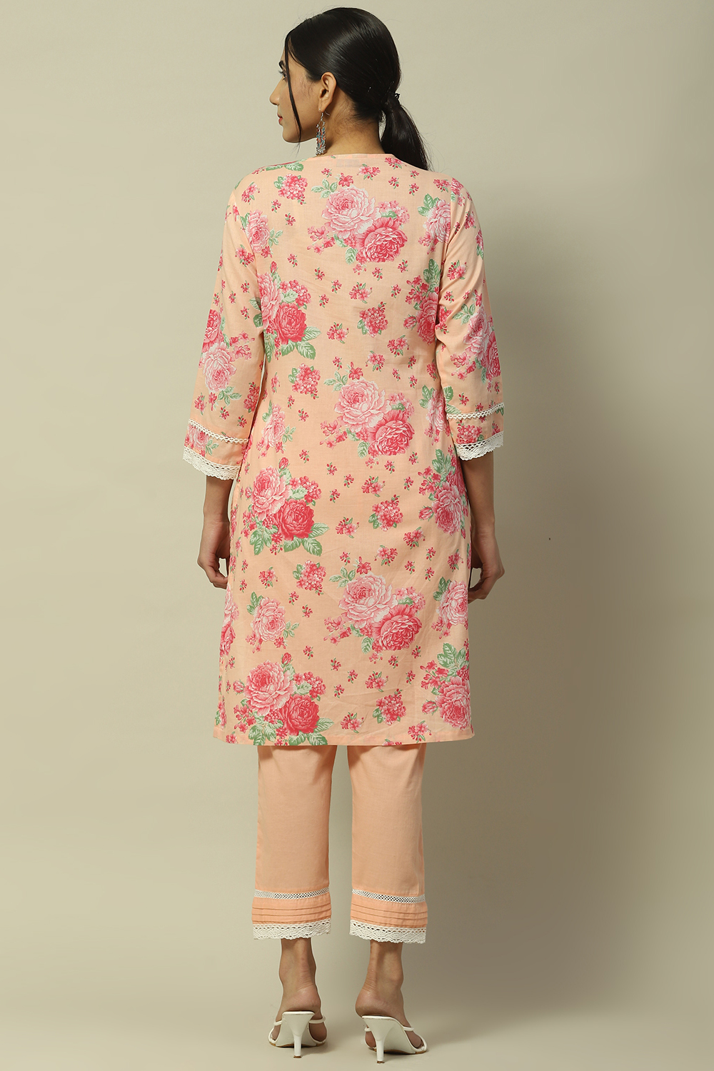 White Cambric Floral Printed Straight Kurta Set image number 4