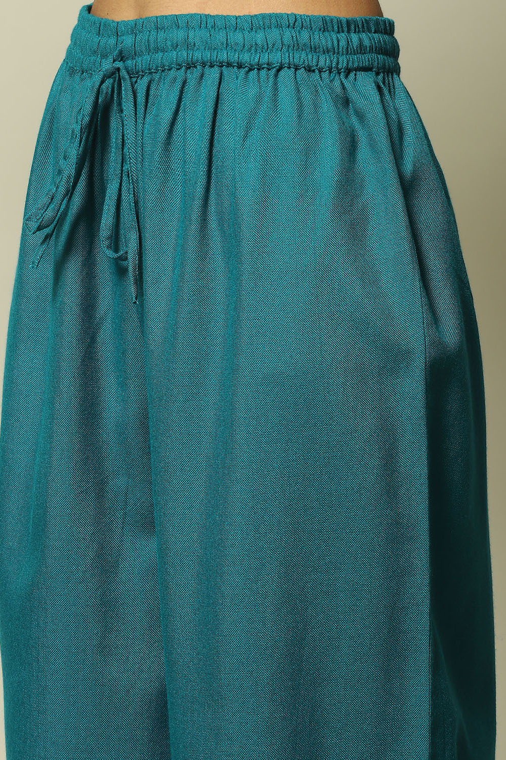 Teal Acrylic Straight Yarndyed Kurta Palazzo Suit Set image number 2