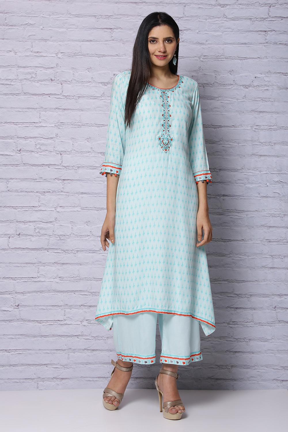 Mint Green Viscose Rayon Asymmetric Kurta image number 1