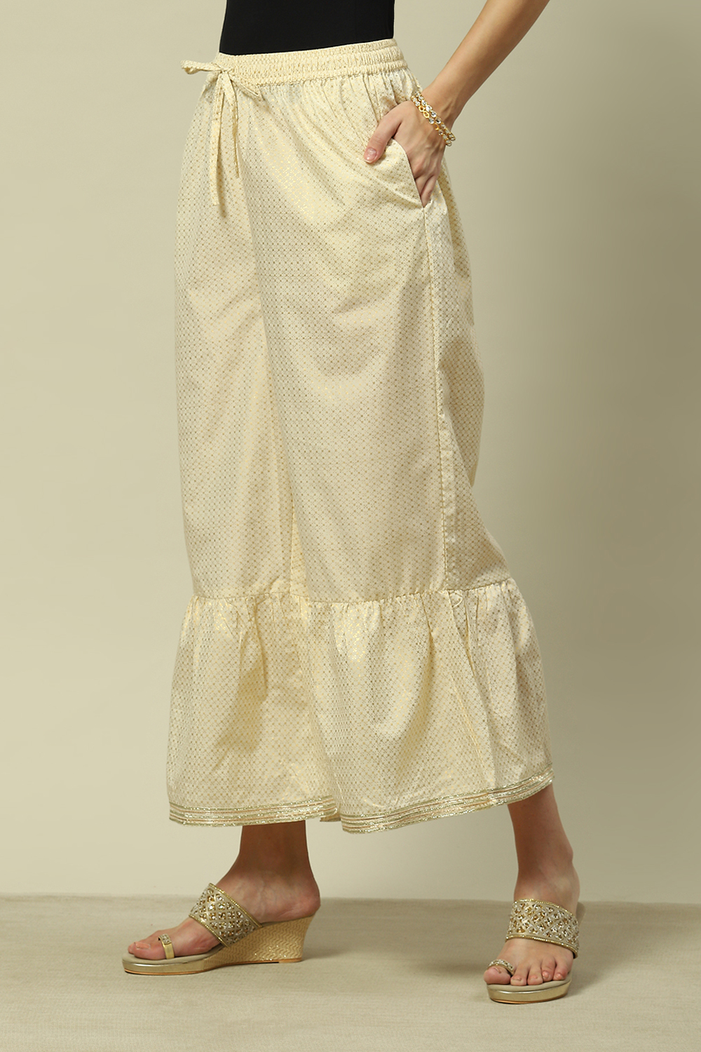 Off-White Printed Loose Fit Sharara image number 2
