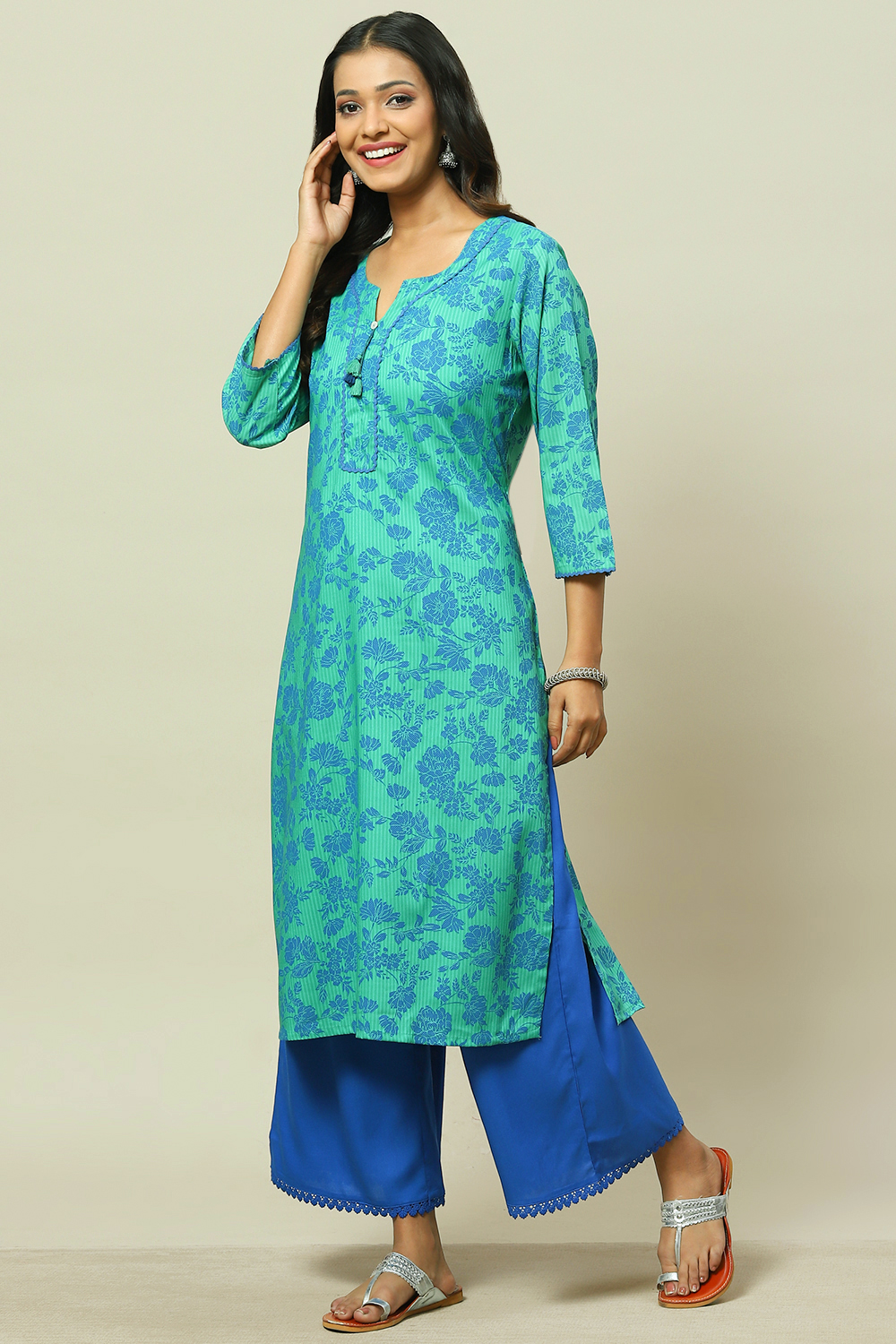 Green LIVA Straight Kurta image number 2