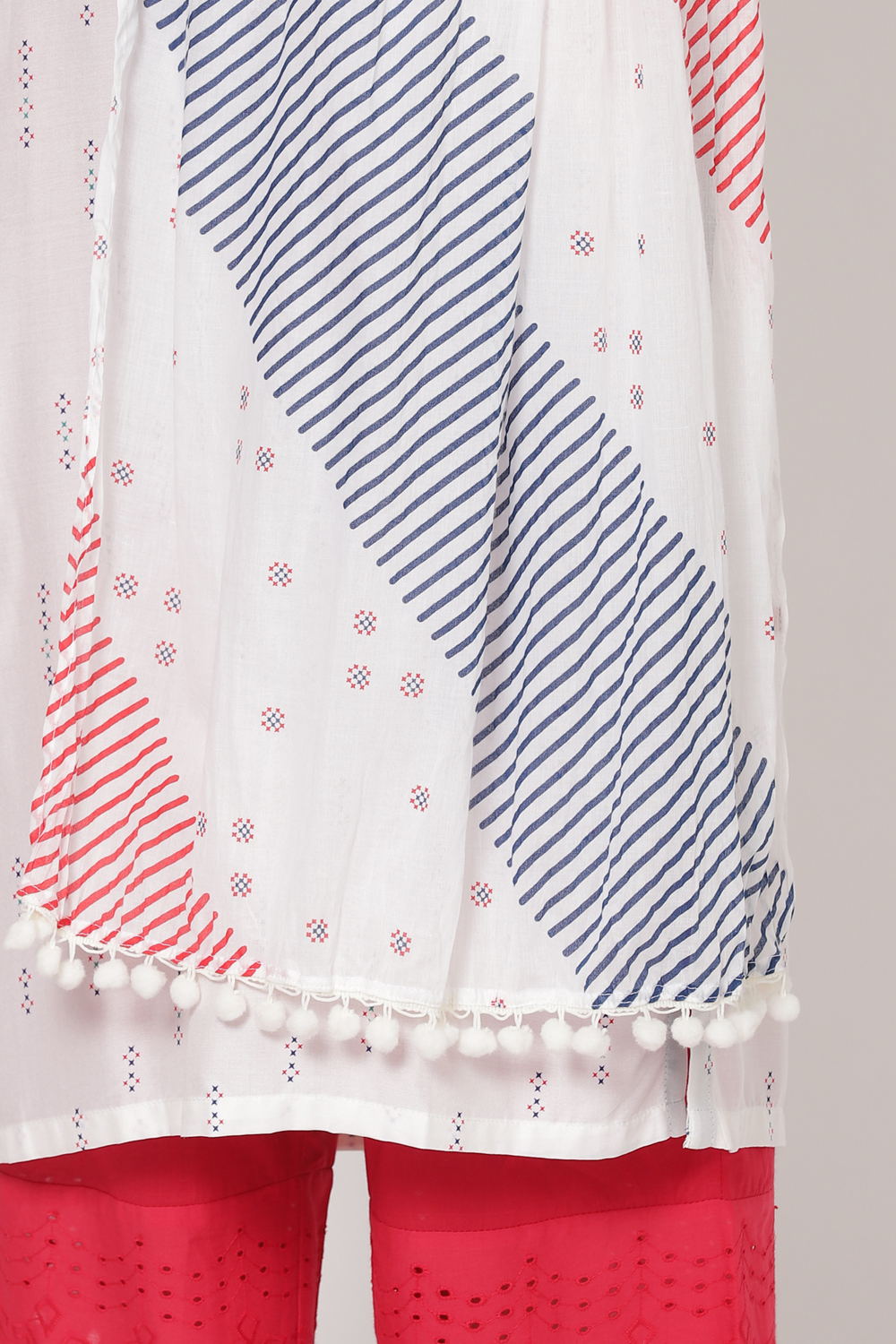 Off White Cotton Dupatta image number 1