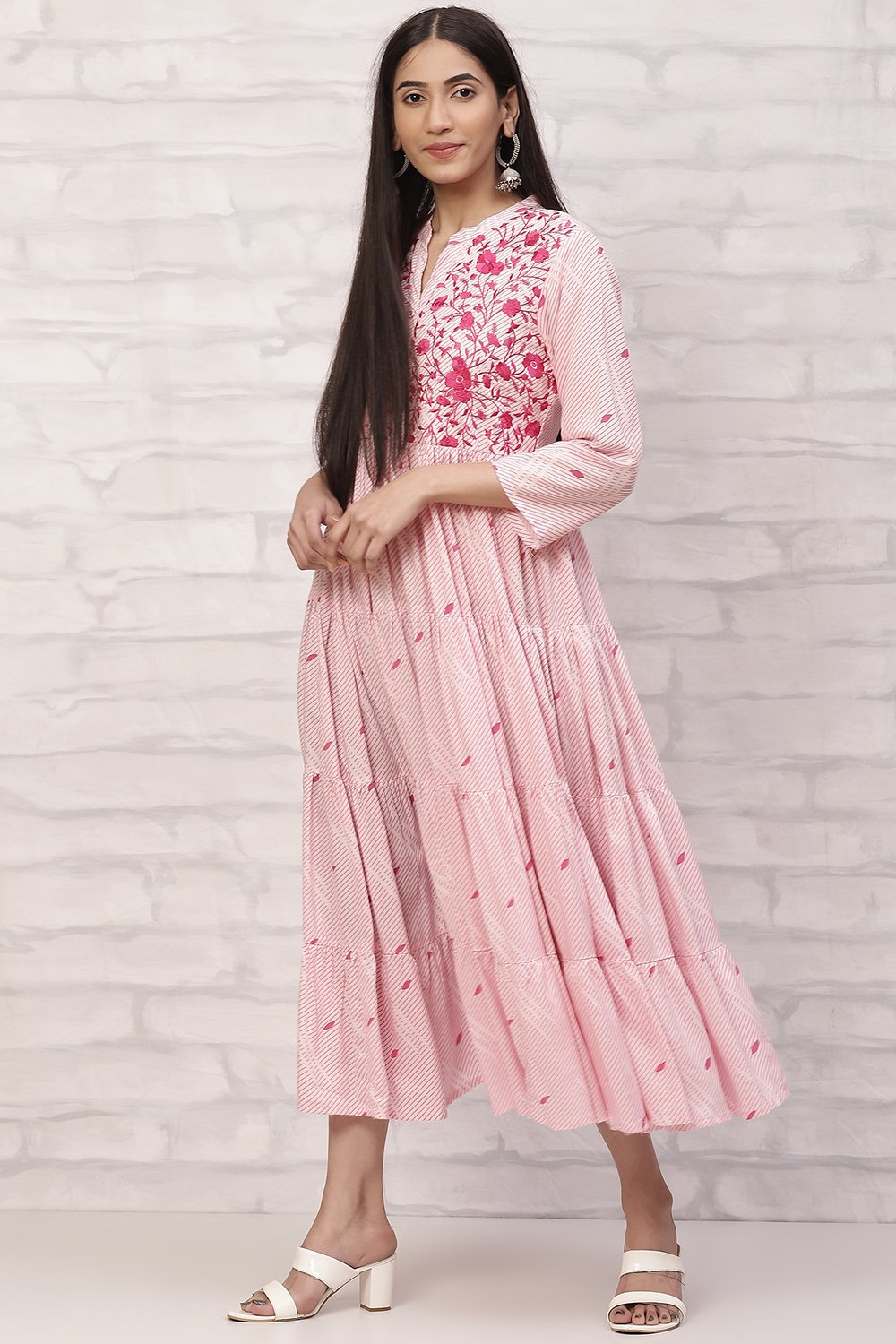 Mustard Tired Dress Printed Dress image number 2