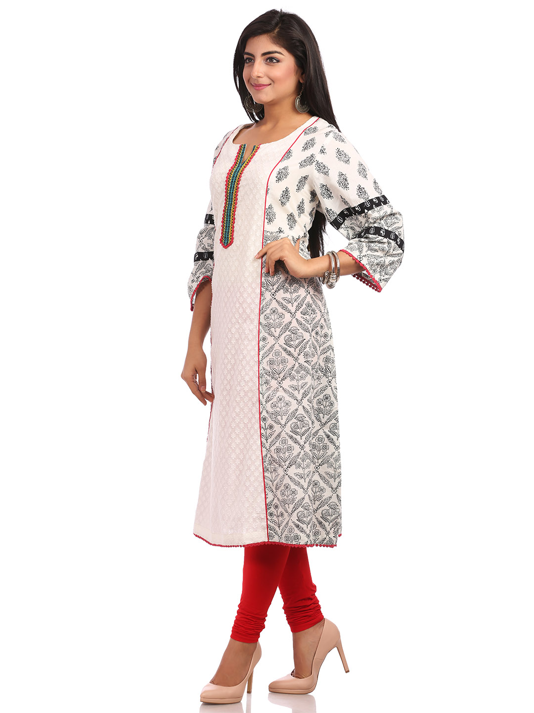 White Flared Cotton Kurta image number 3