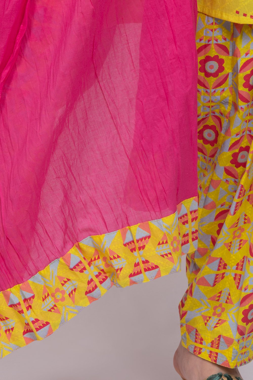 Pink Cotton Dupatta image number 2
