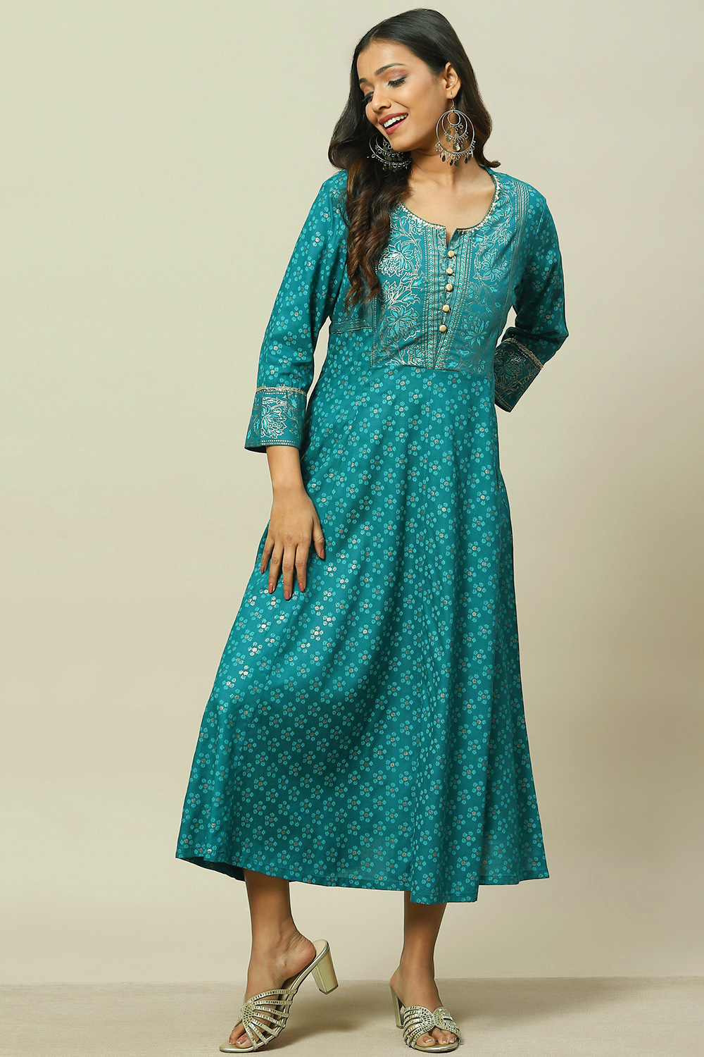 Green LIVA Straight Dress image number 0