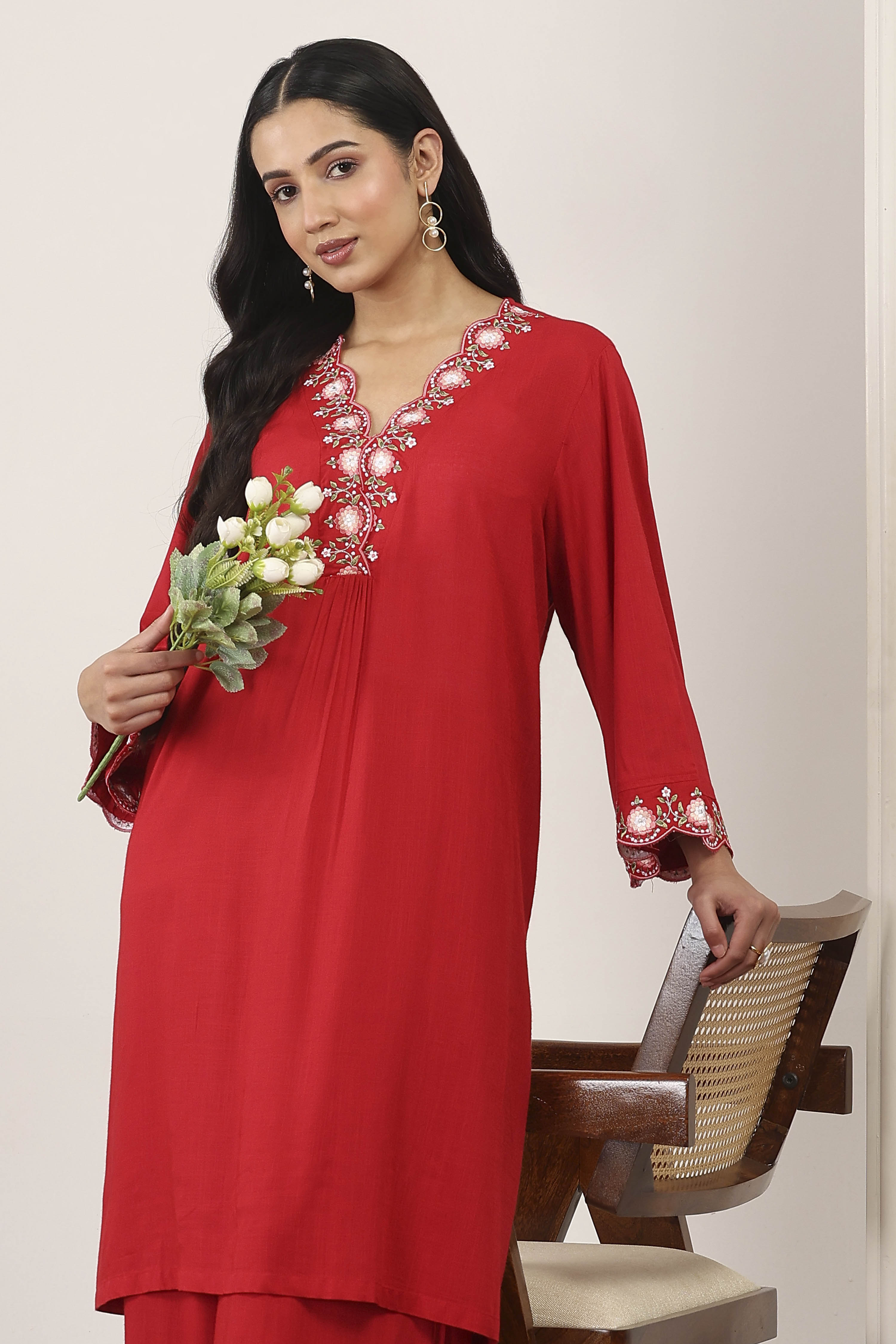 Red Rayon Viscose Rayon Kurta Pants Set image number 7