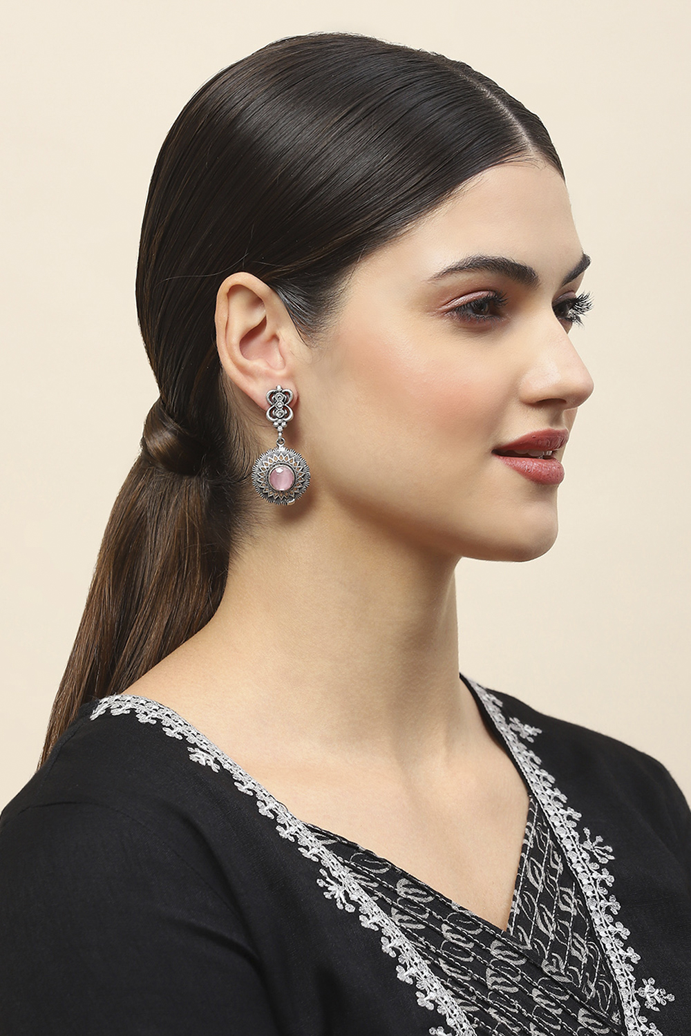 Apricot Oxidised Alloy Earrings image number 3
