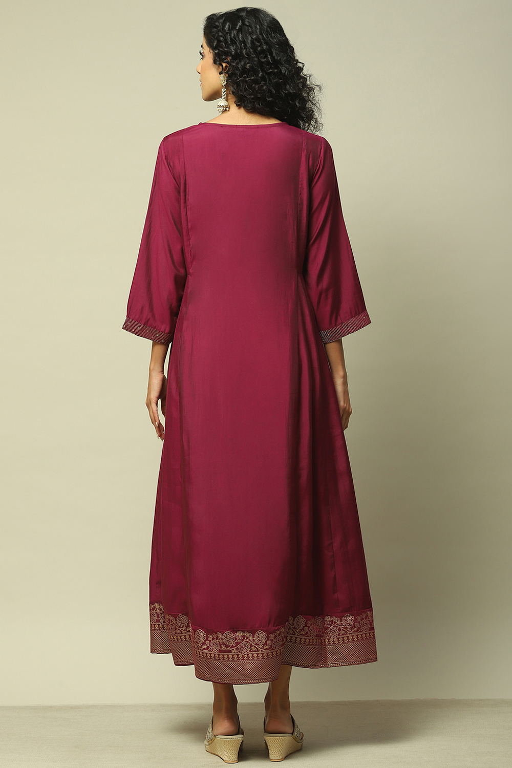 Wine Polyester A-Line Solid Dress image number 4