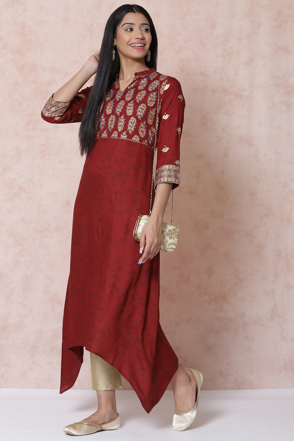 Maroon LIVA Asymmetric Kurta image number 2