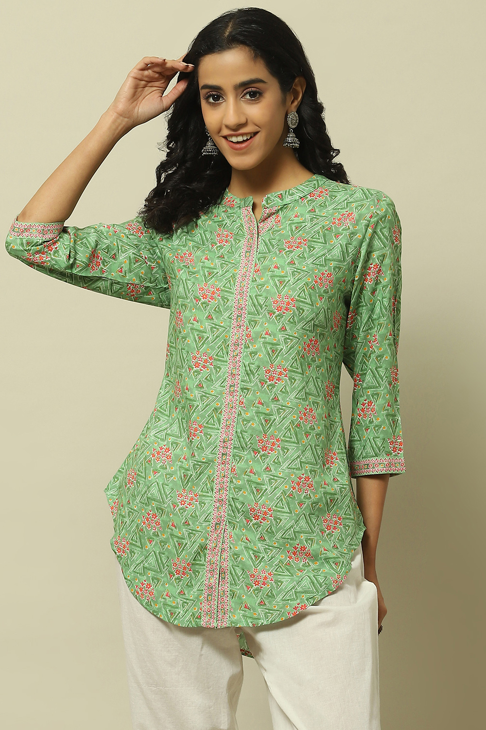 Green Floral Printed Straight Kurti image number 5