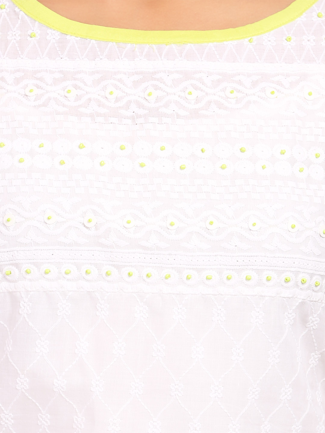 White Straight Cotton Indie Top image number 4