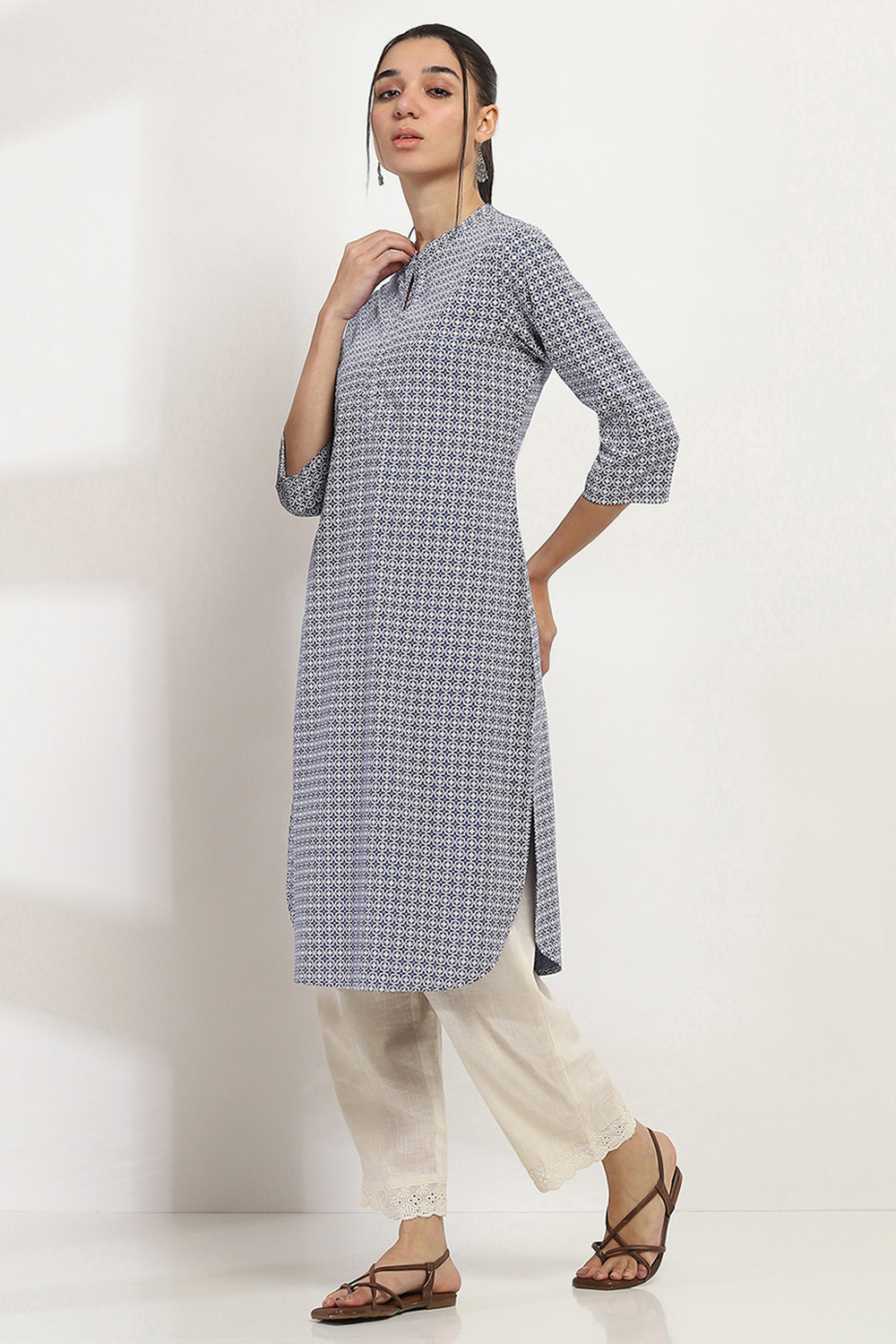 Green Viscose Rayon Straight Kurta image number 2