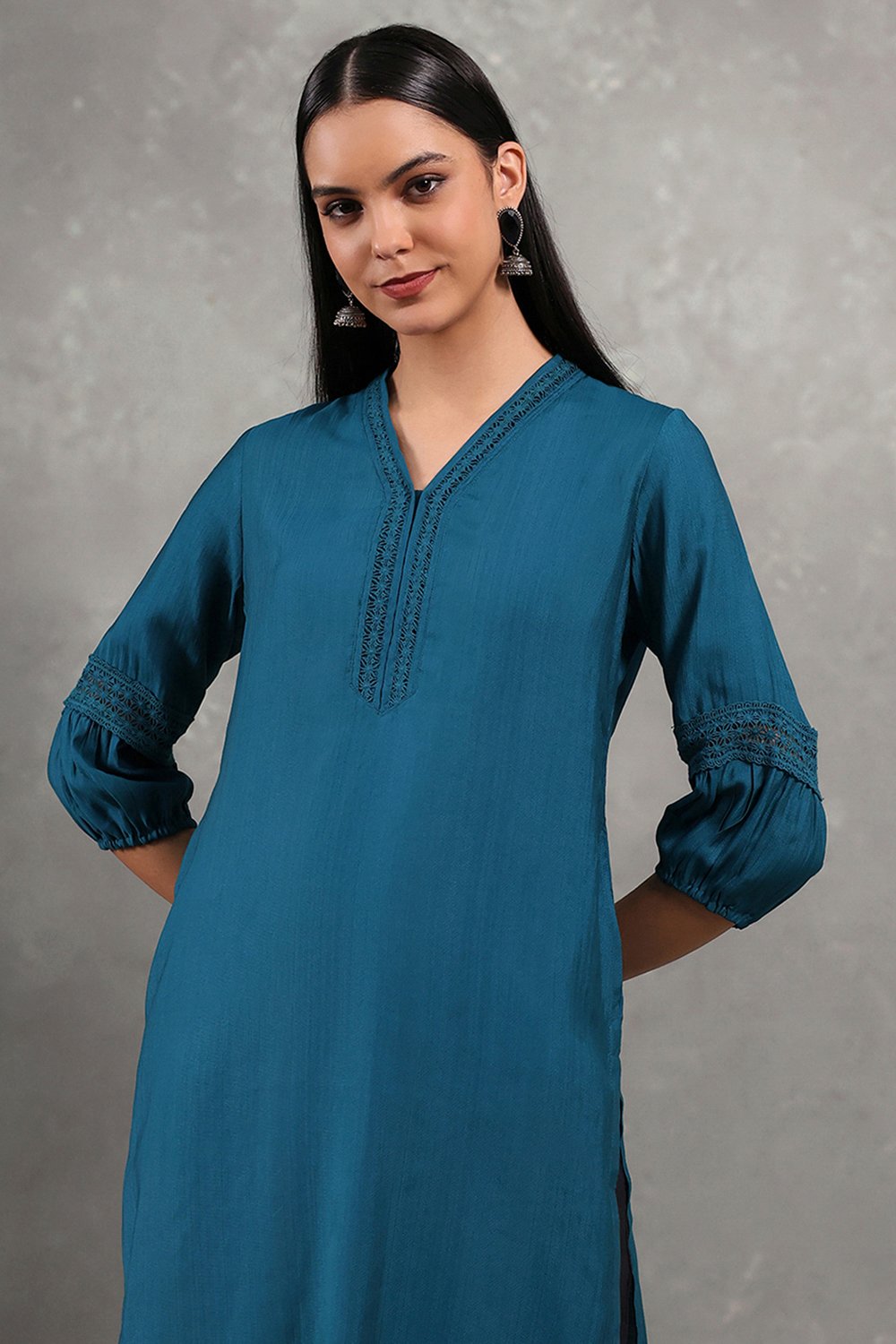 Purple Viscose Blend Solid Straight Kurta image number 1