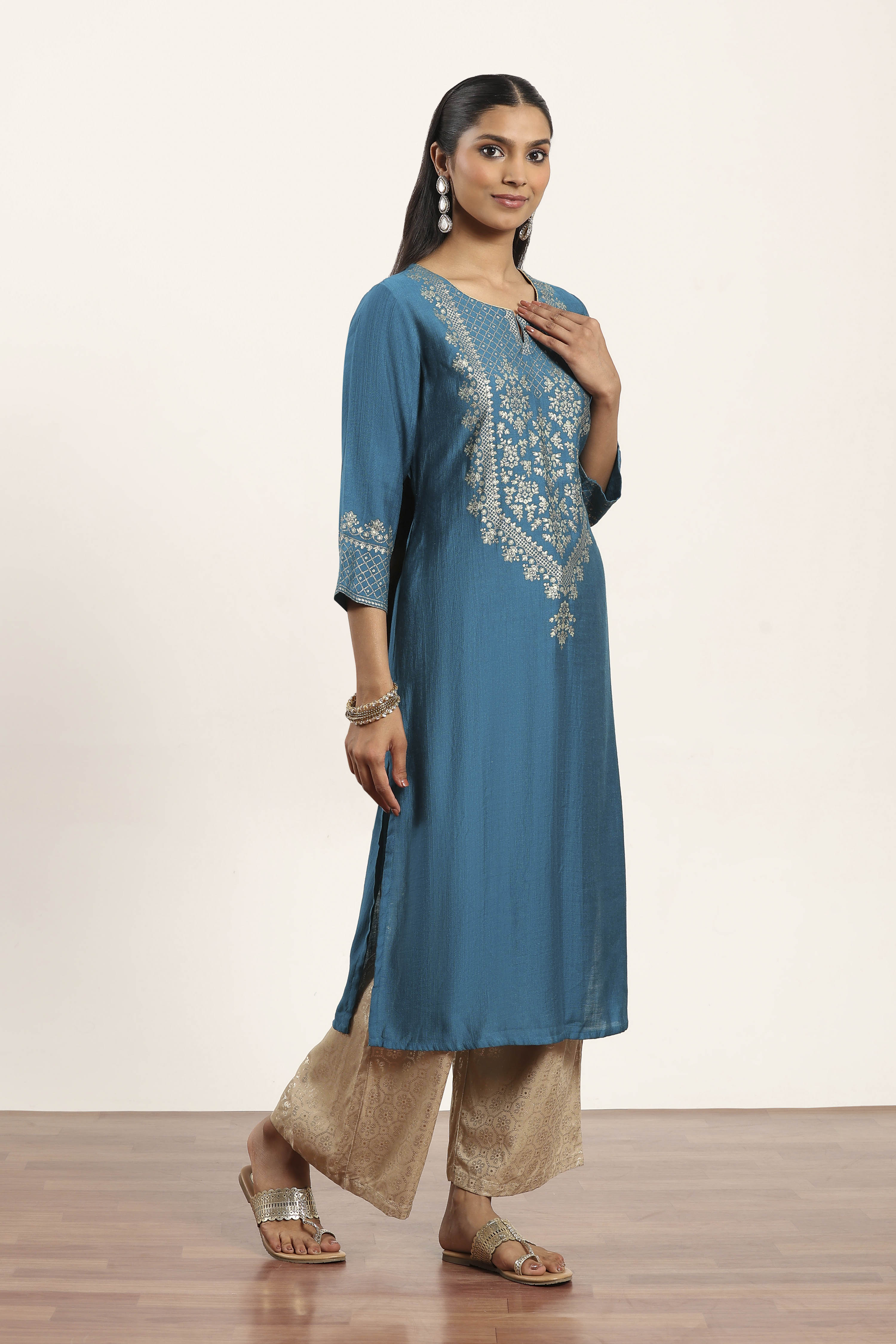 Aqua Viscose Rayon Straight Kurta Pants Set image number 5