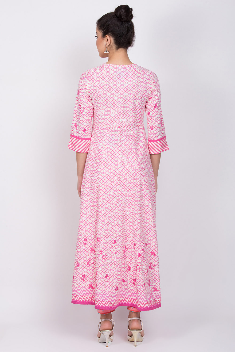Pink Cotton Kalidar Kurta image number 4