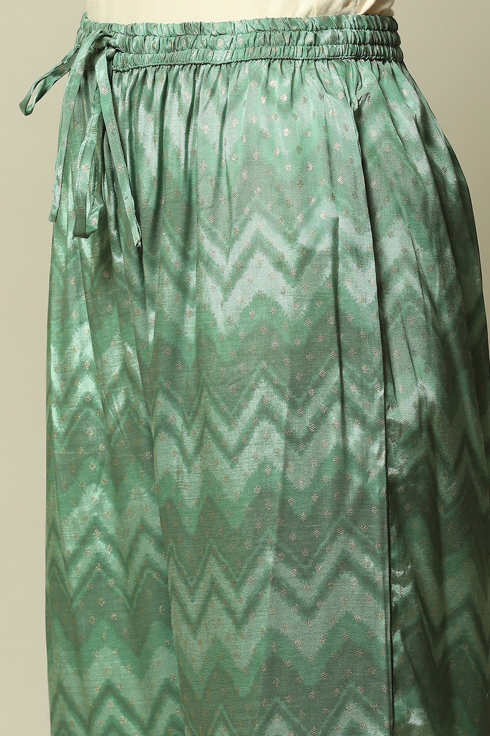 Green Viscose Straight Printed Kurta Palazzo Suit Set image number 2