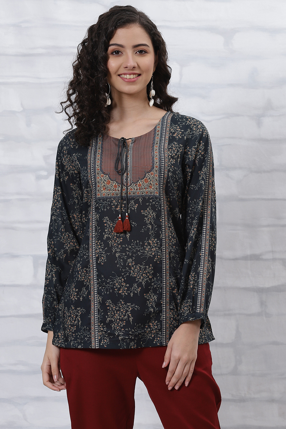 Black Art Silk Kurti image number 0