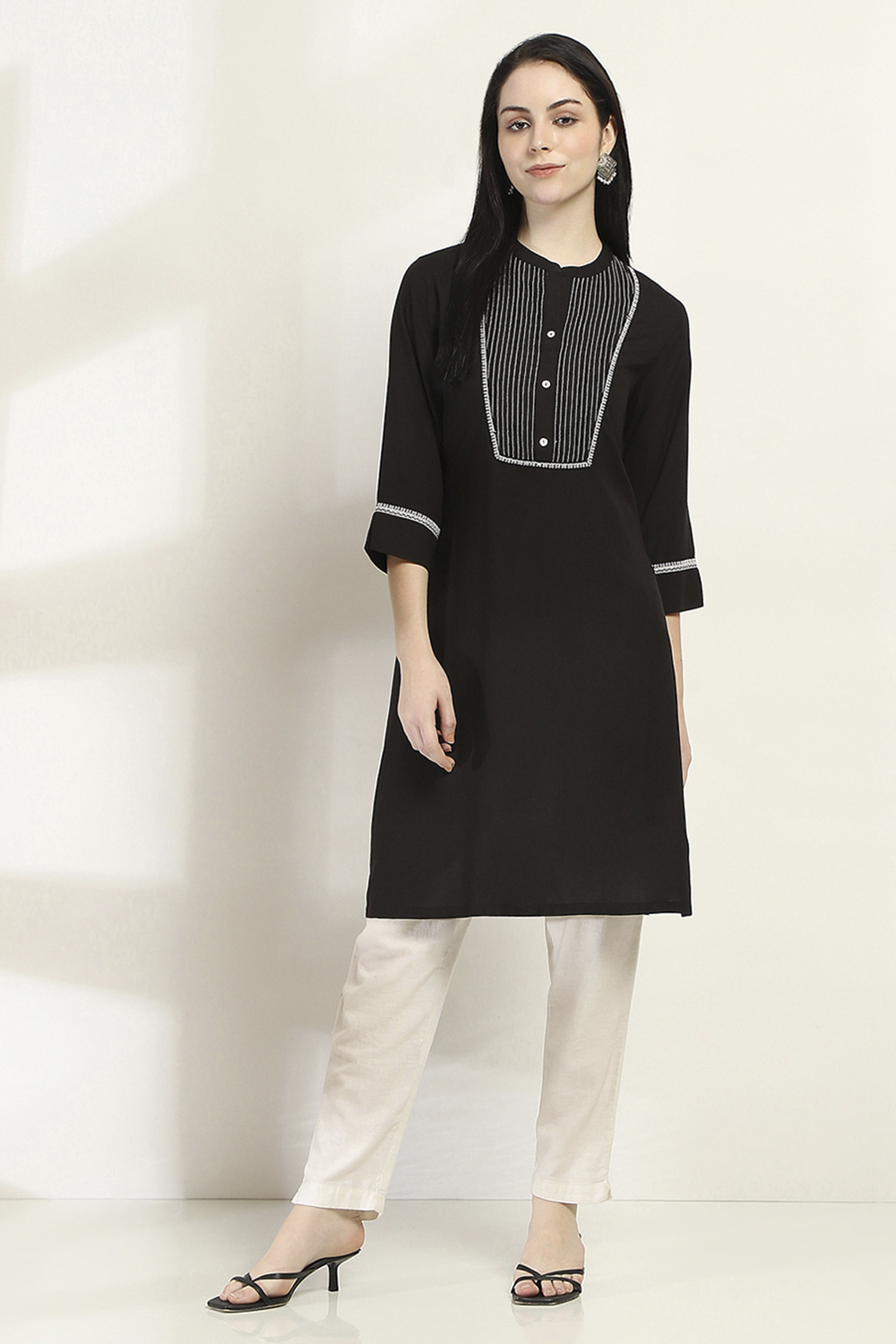 Black Viscose Rayon Straight Kurta image number 5