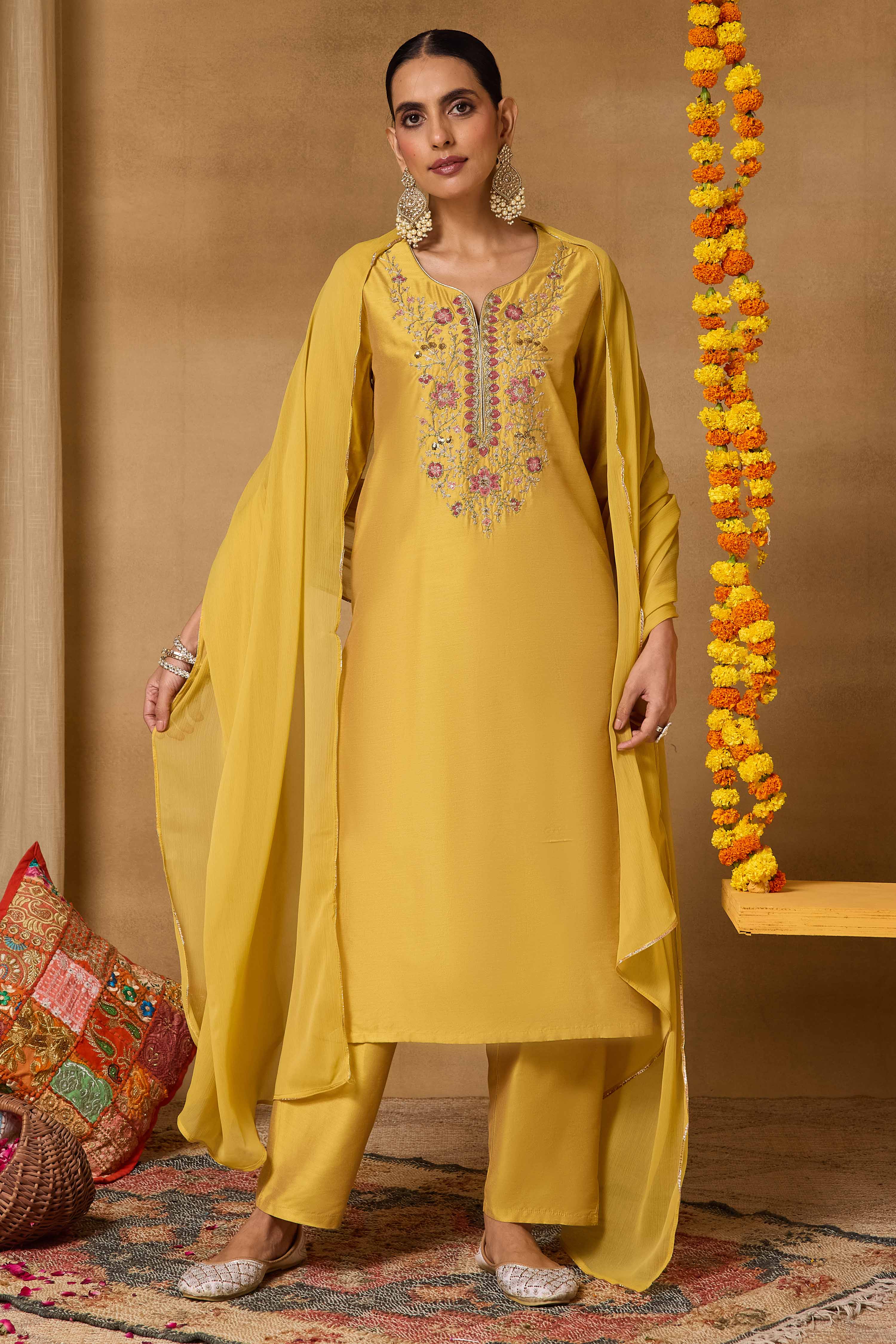 Yellow Viscose Blend Straight Solid Suit Set image number 7
