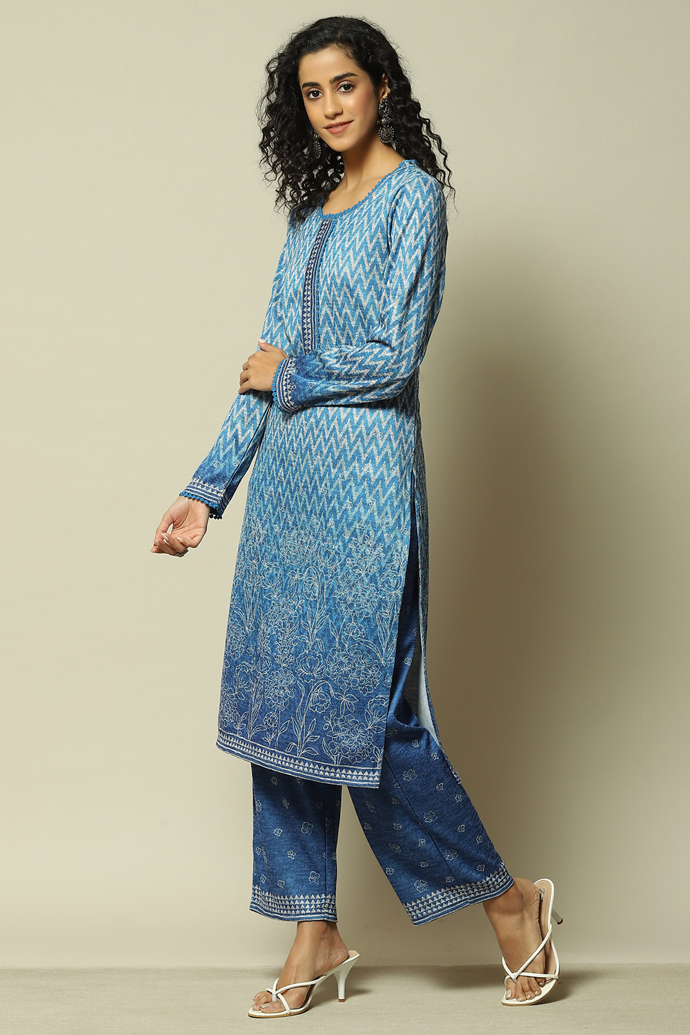 Green Acrylic Straight Printed Kurta Palazzo Suit Set image number 3