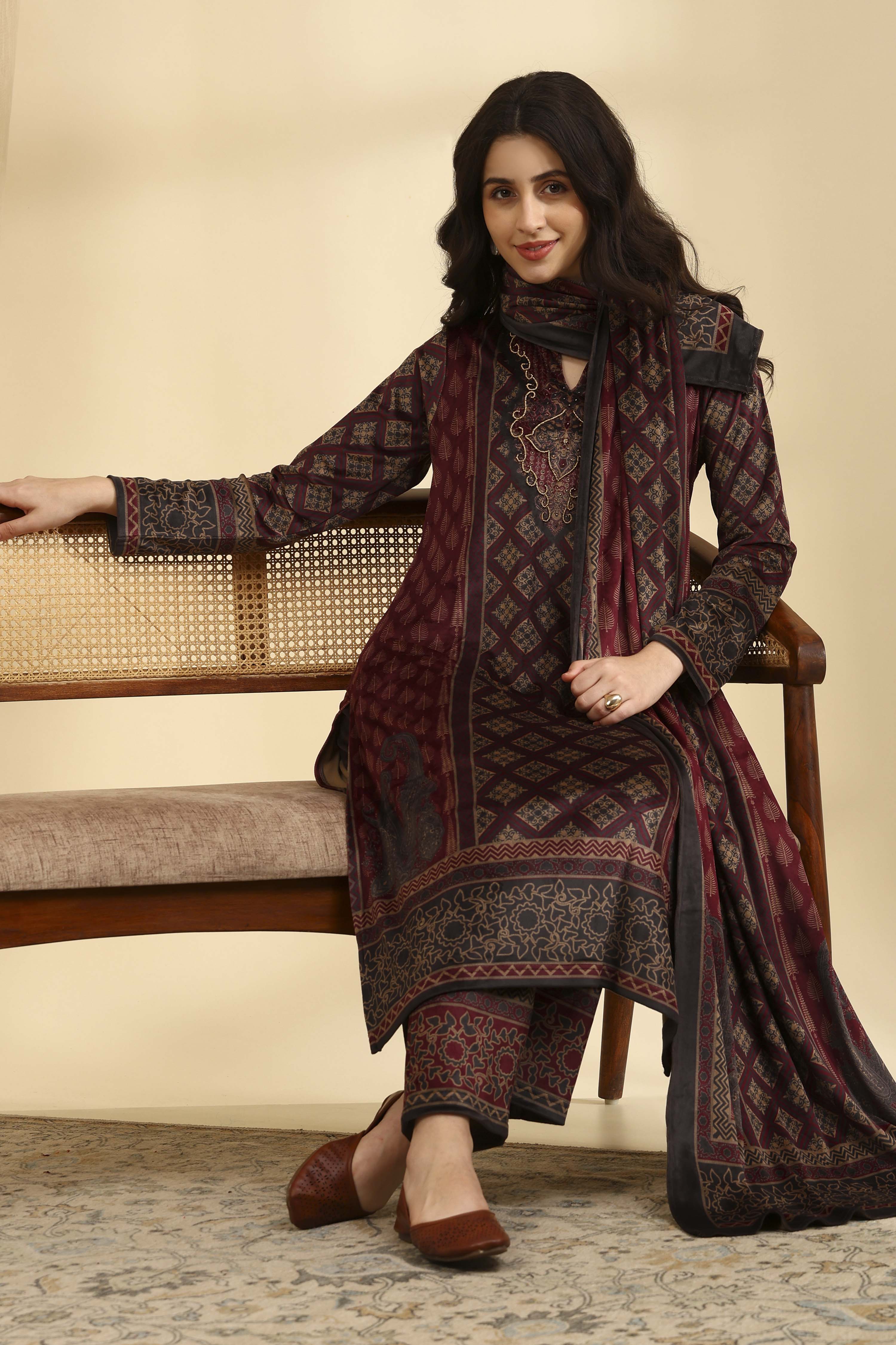 Maroon Polyester Printed Straight Suit Set image number 0