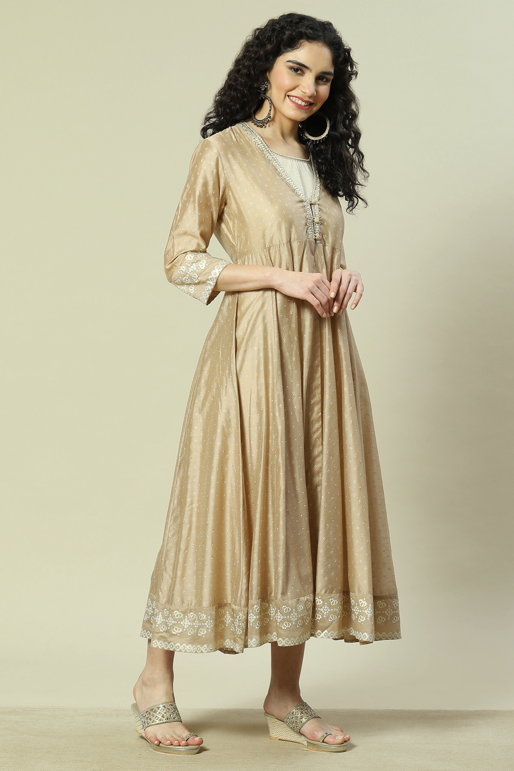 Beige Viscose Straight Dress image number 4