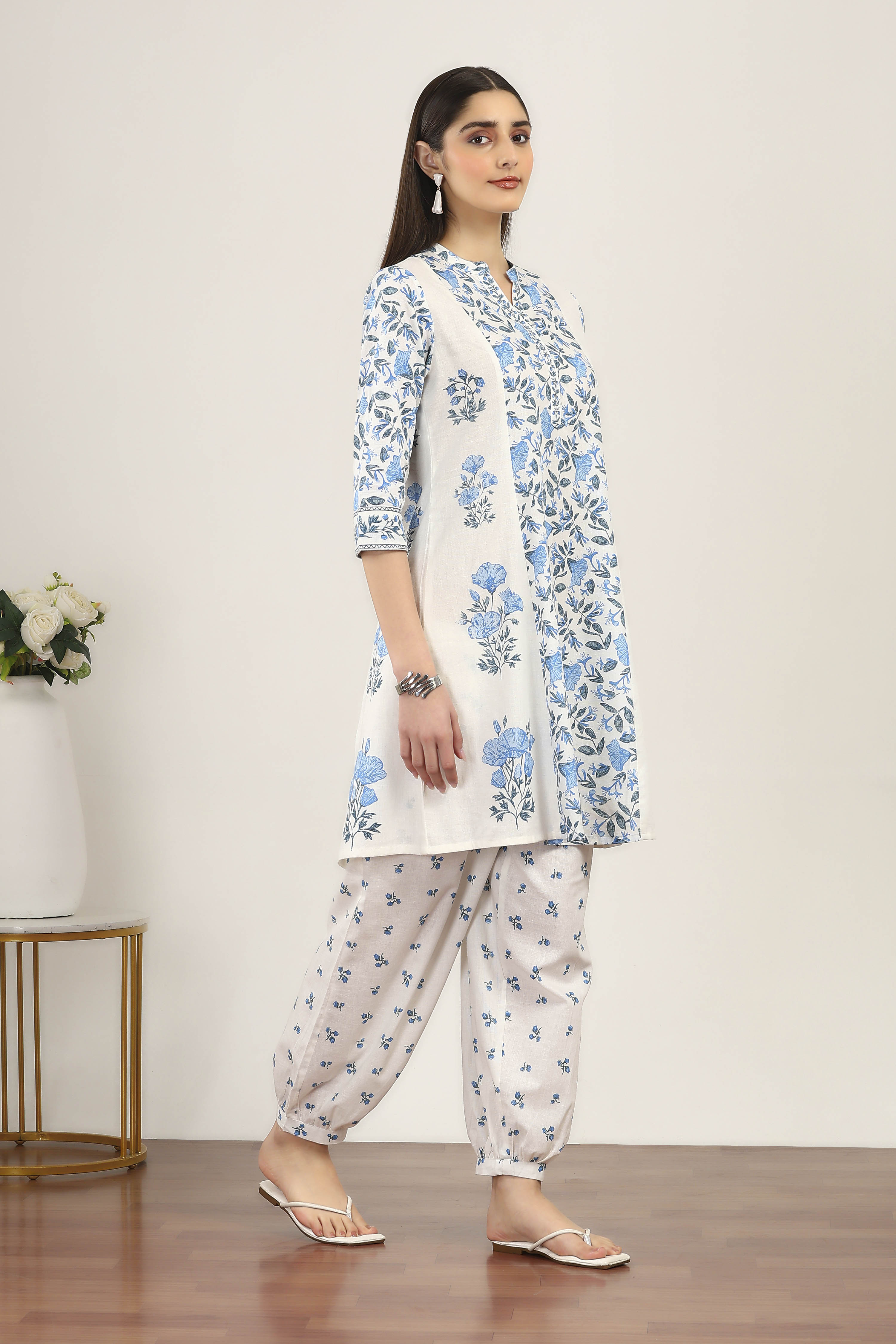 Blue Cotton Blend Cotton Flex Kurta Pants Set image number 5