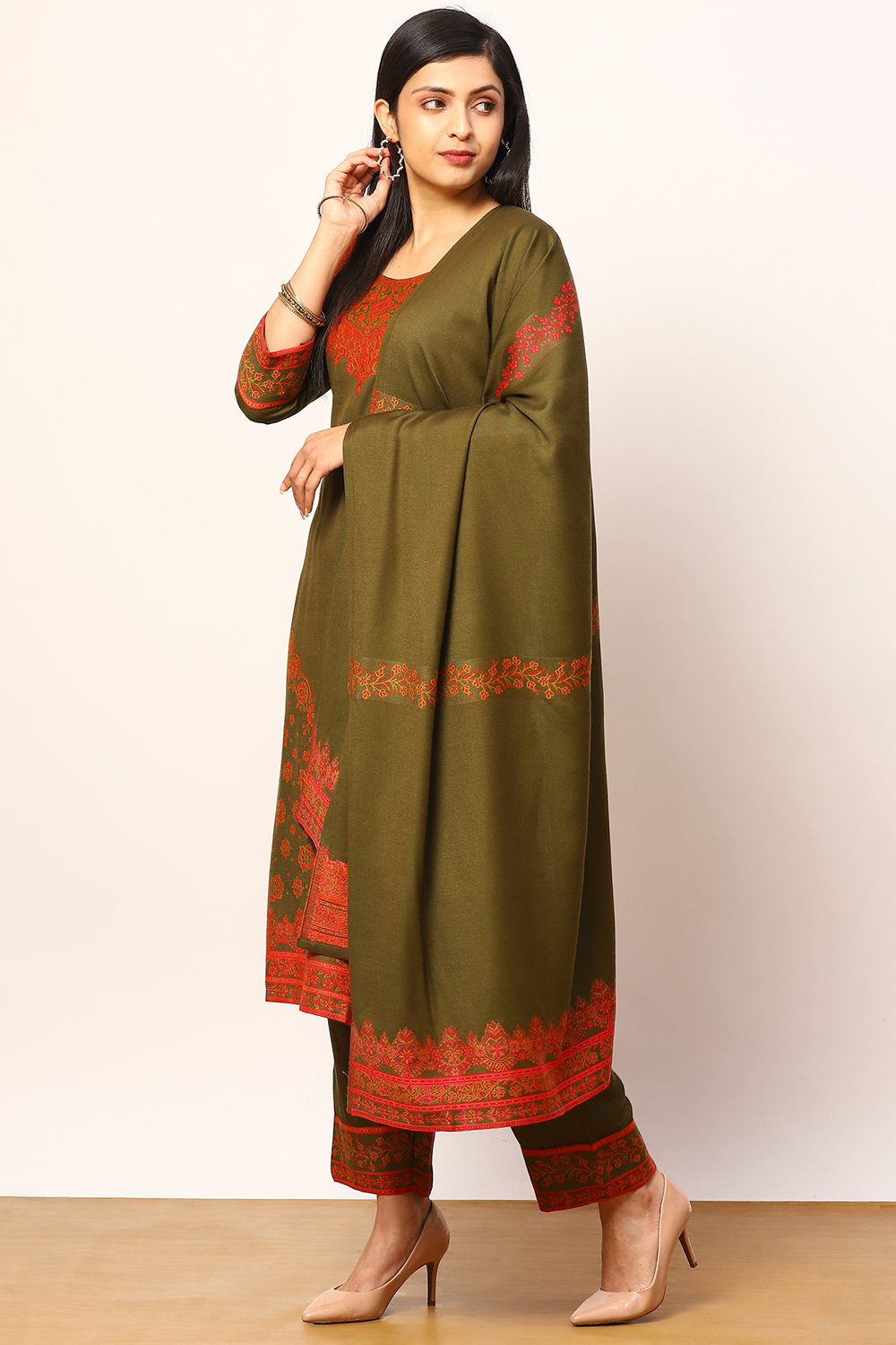 Olive Green Acrylic Straight Suit Set image number 6