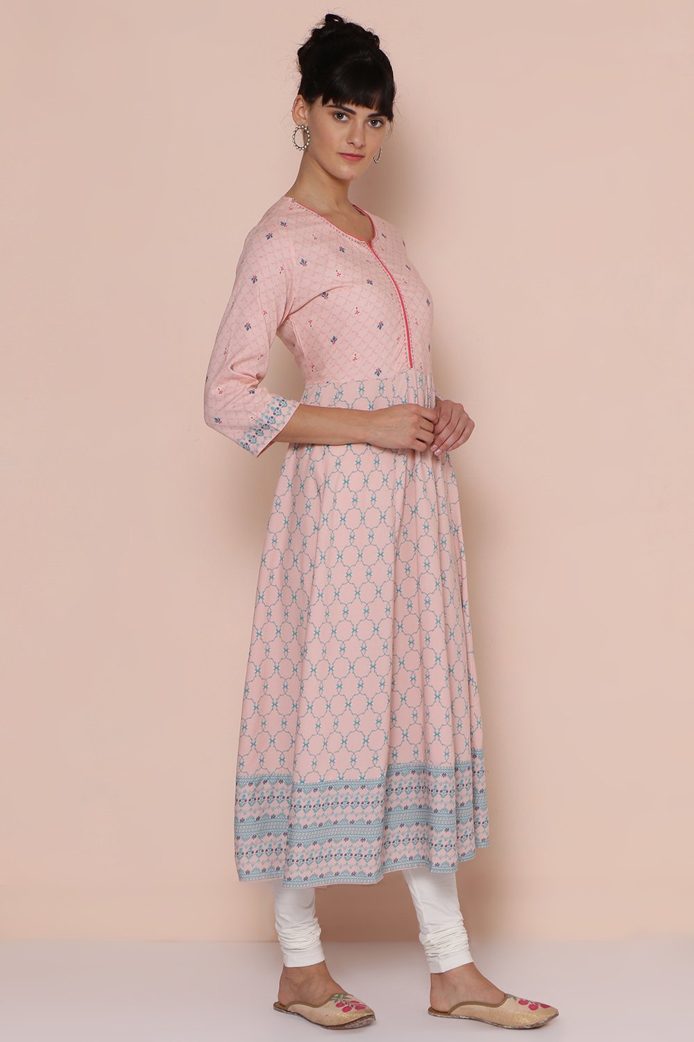 Peach Viscose Rayon Kalidar Kurta image number 2