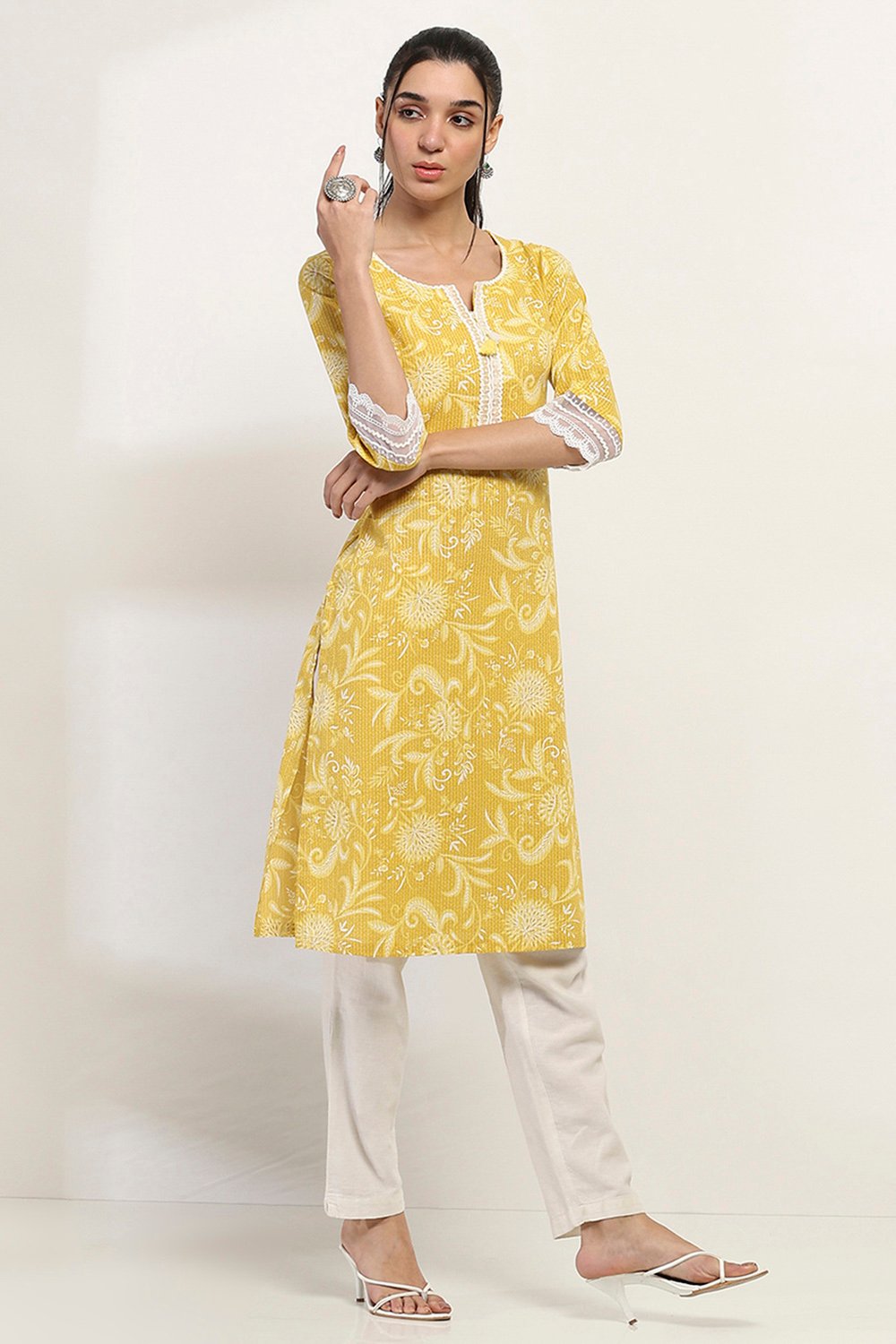 Yellow Cotton Straight Kurta image number 4