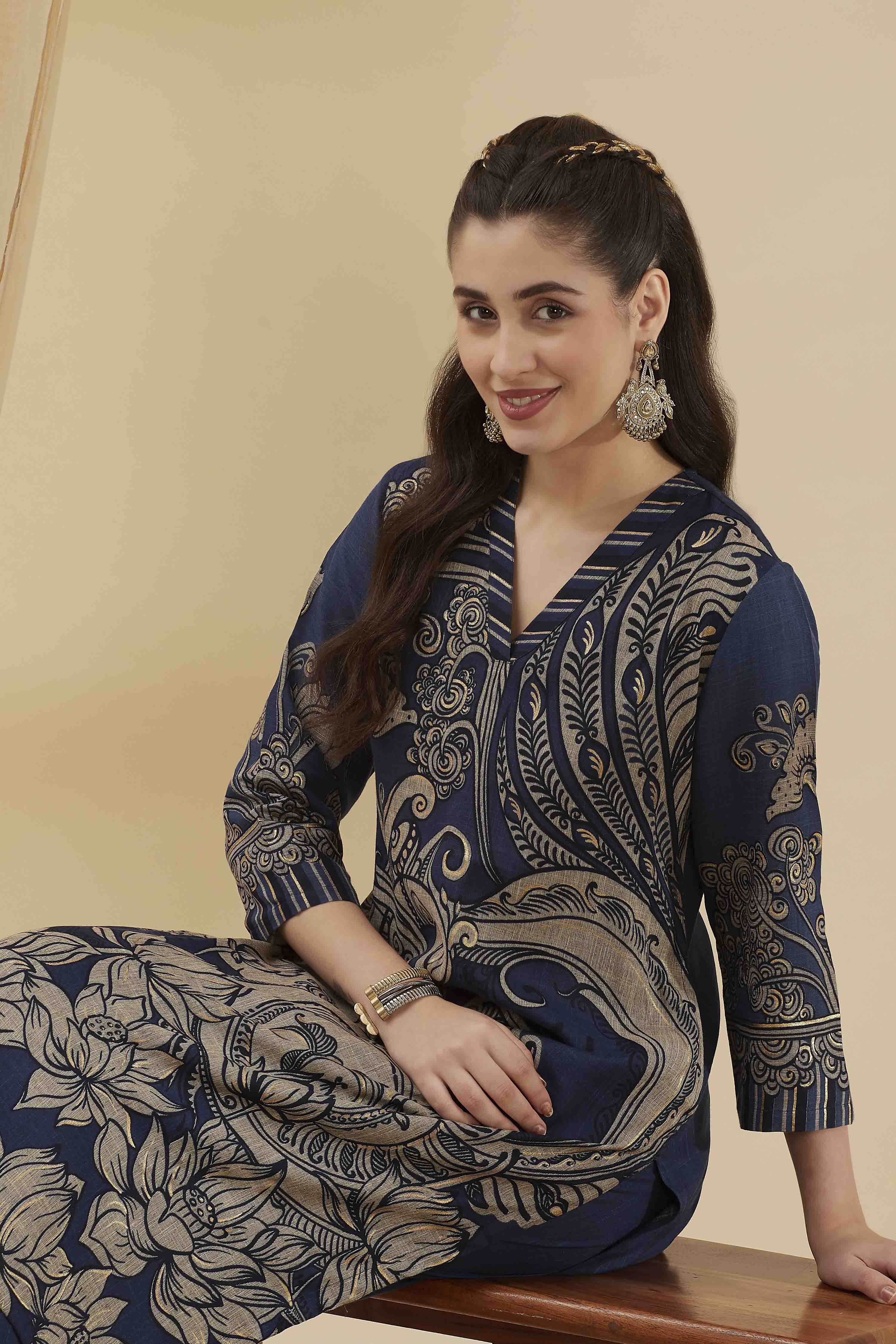 Blue Viscose Blend Straight Printed  image number 1