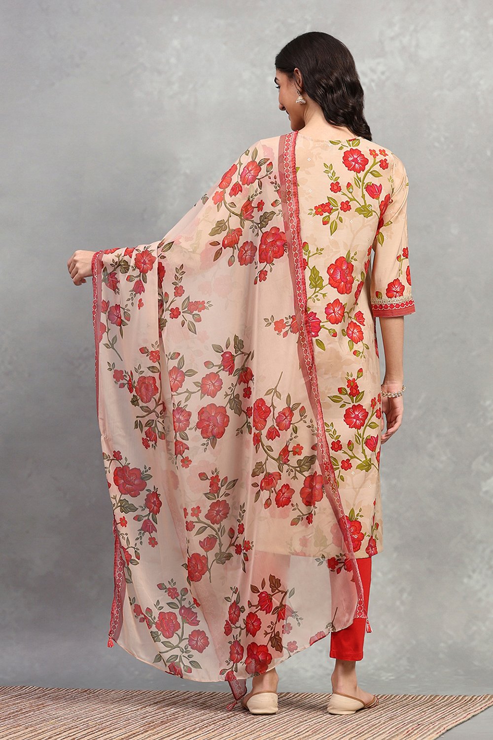 Gold Polyester Printed Dupatta image number 1
