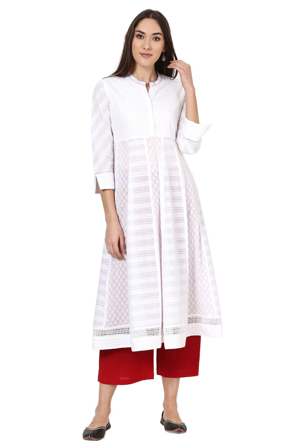 White Kalidar Schiffli Kurta image number 0