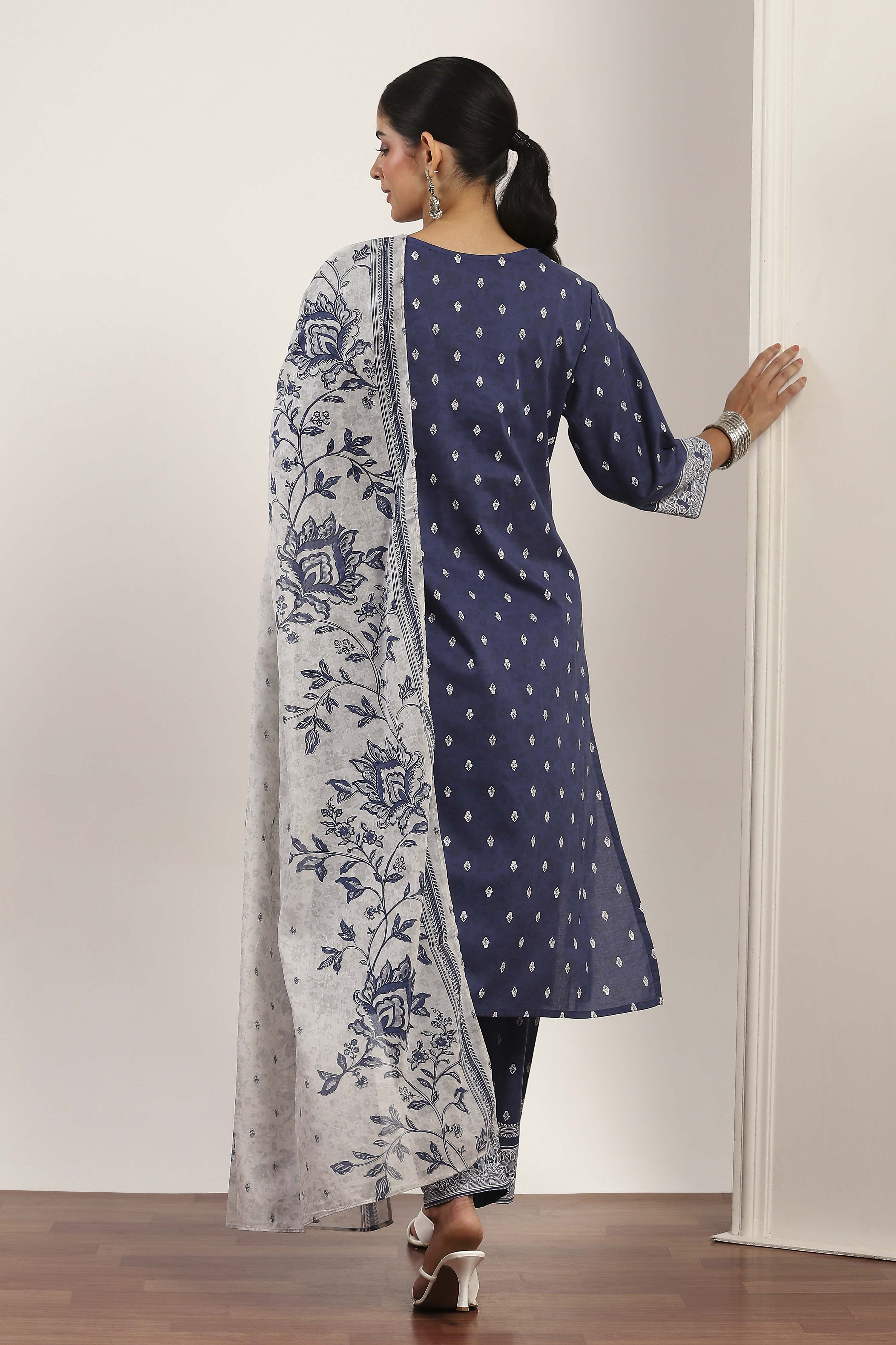 Blue Cotton Straight Suit Sets image number 4