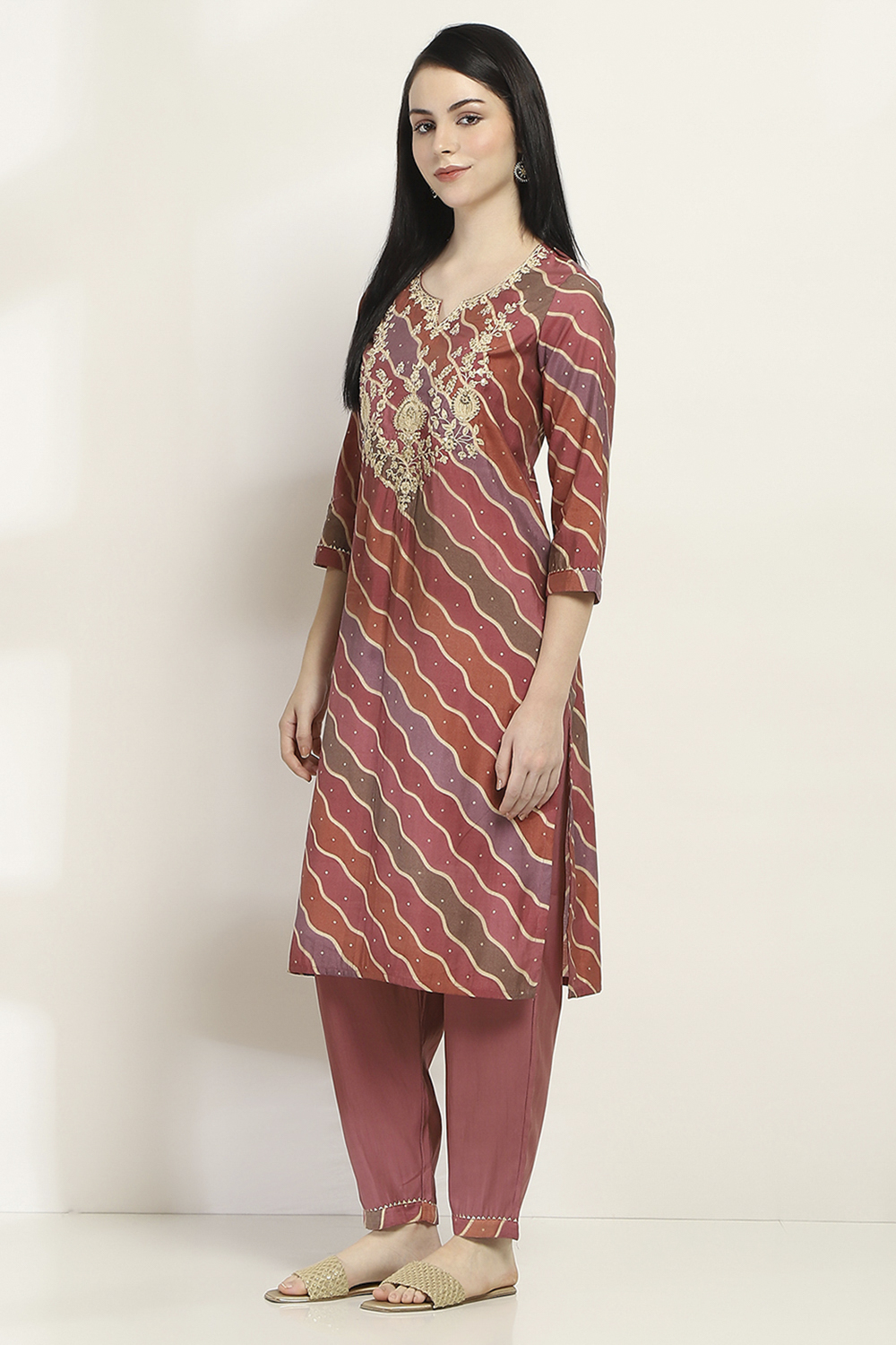 Olive Viscose Blend Straight Set image number 3