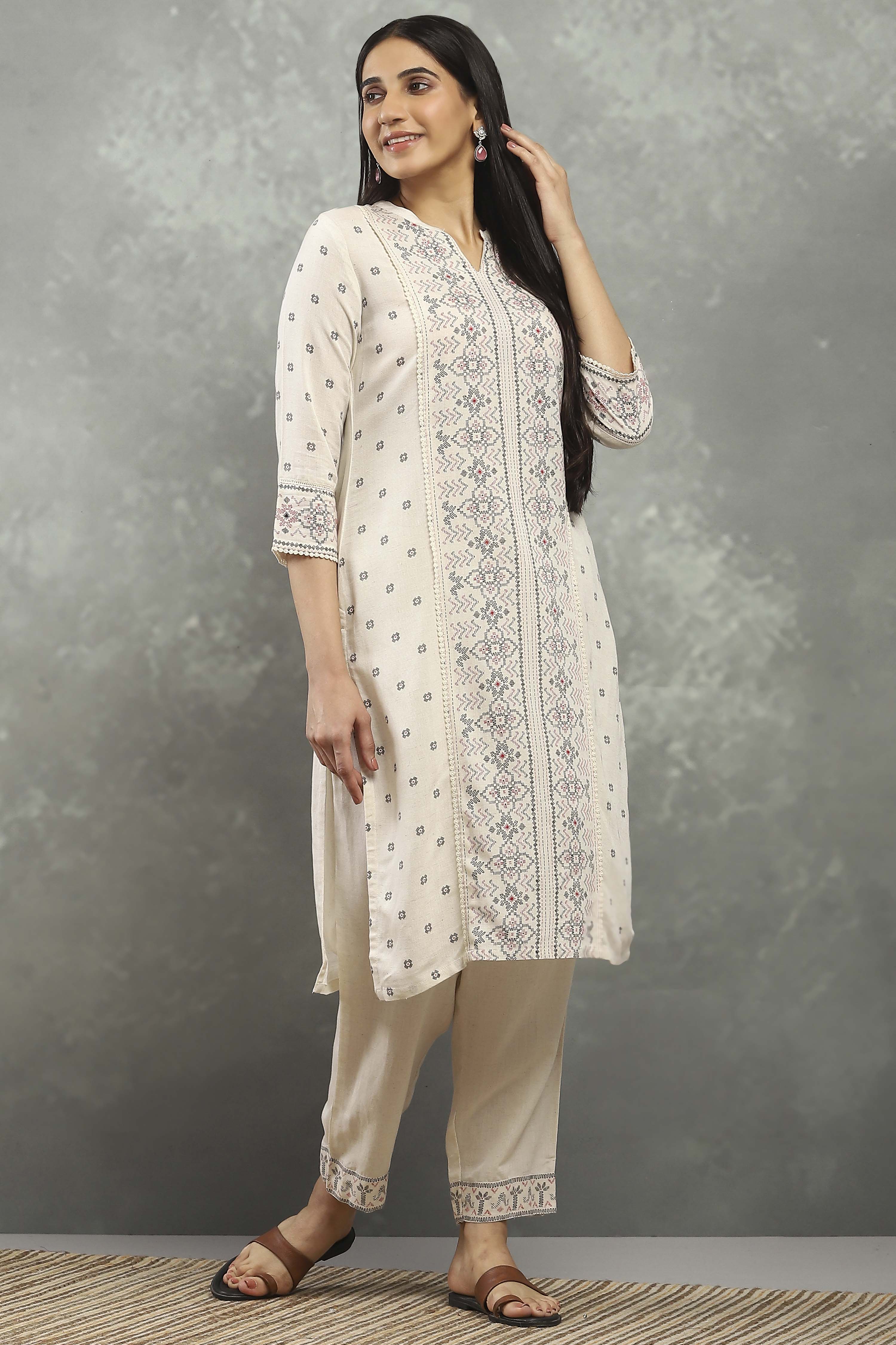 Off White Polyester Straight Kurta Pants Set image number 0