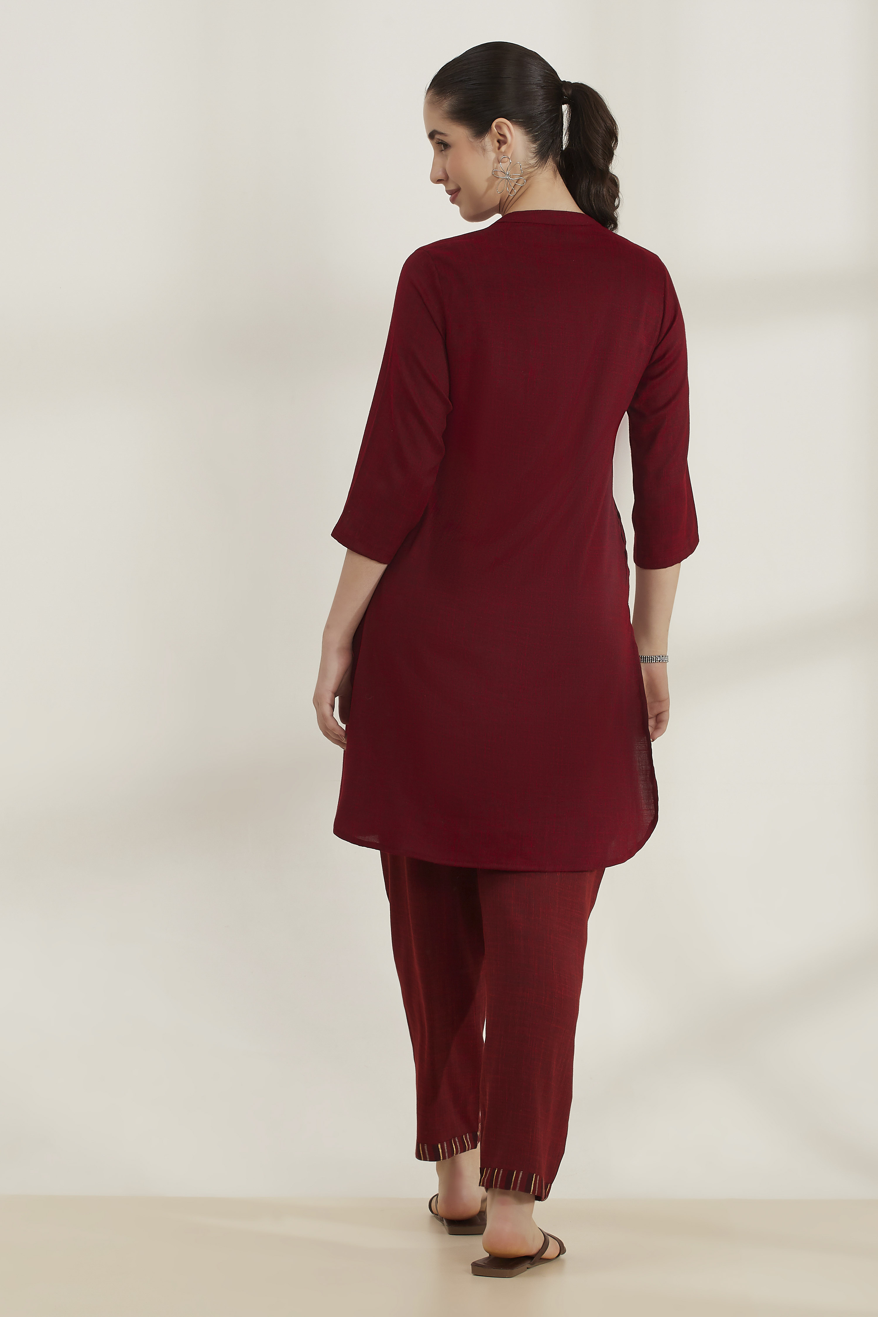 Indigo Viscose Blend Straight Solid Kurta image number 4